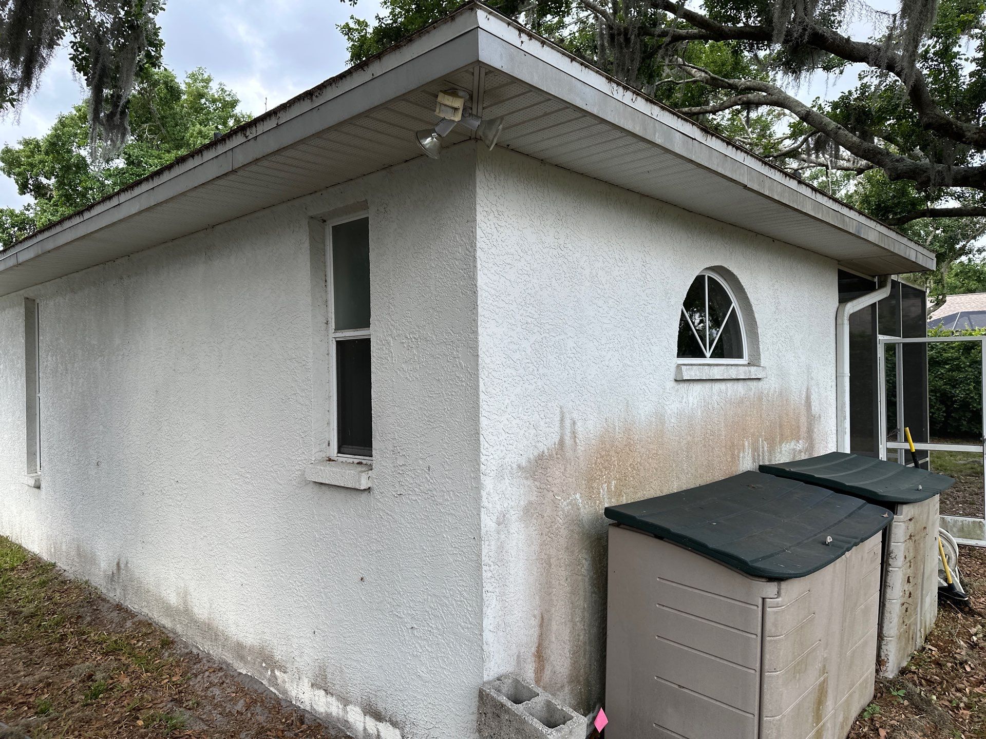 1-Story House Wash, Driveway, Patio/Lanai & Screen Enclosure Cleaning in Oakley Community, Ellenton, FL | Sunshine AquaWash by Sunshine AquaWash