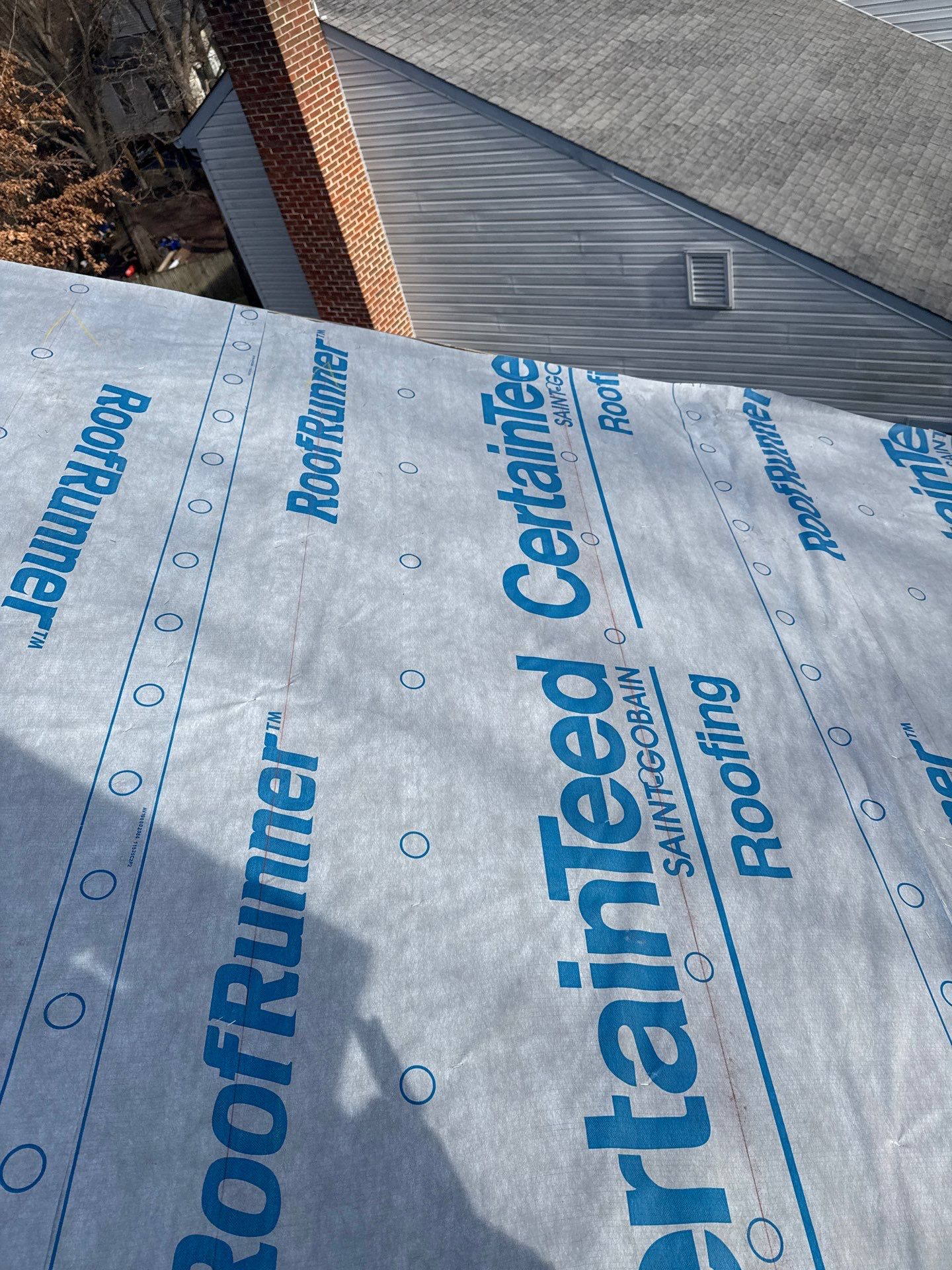 Fairfax Station :Residential Roof Replacement with CertainTeed Landmark Pro in Max Def Drift Wood by RM Banning, Inc.