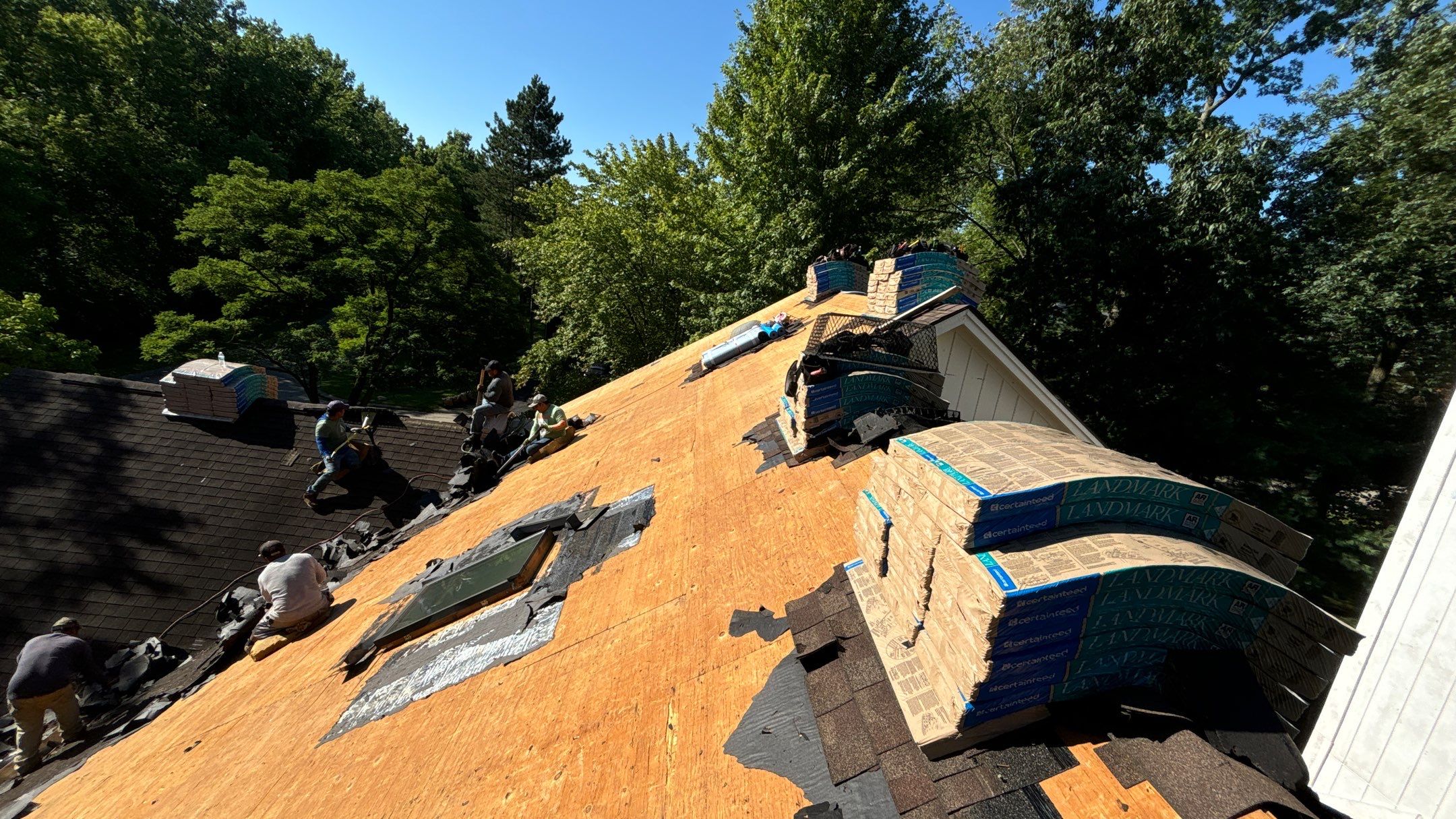 Roof Replacement using CertainTeed Landmark Weathered Wood by 180 Contractors