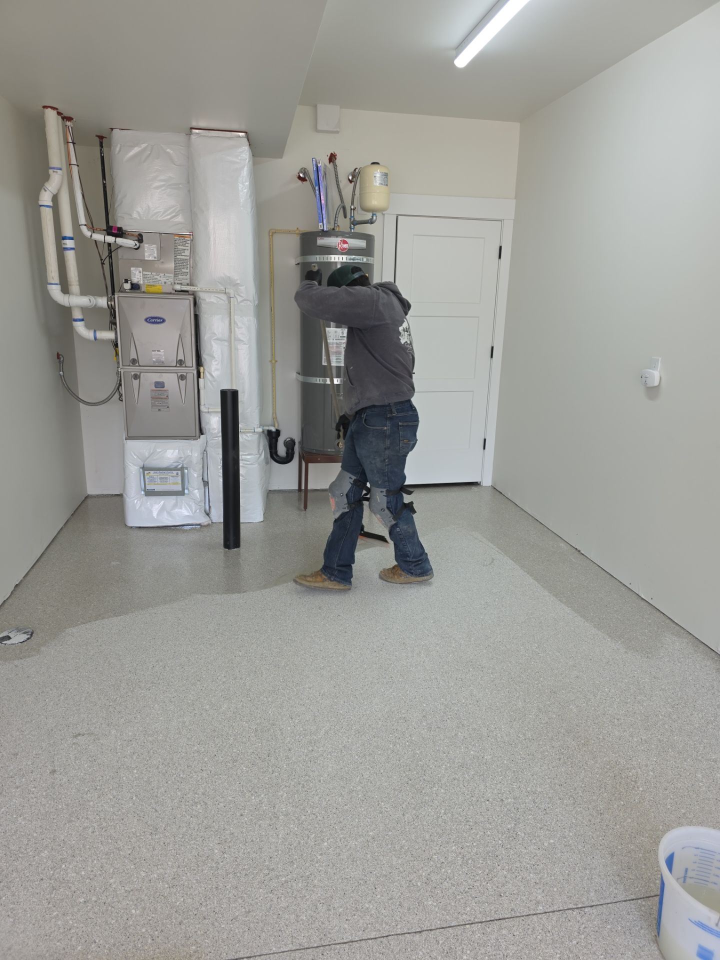 Limestone Hybrid Polyaspartic Garage Floor Coating in Coeur D’Alene by Croc Coatings, LLC