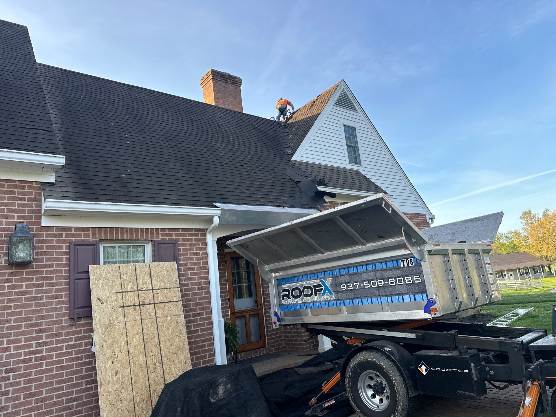 Residential Roofing Installation using Timberline HDZ Shingles - Barkwood by RoofX 