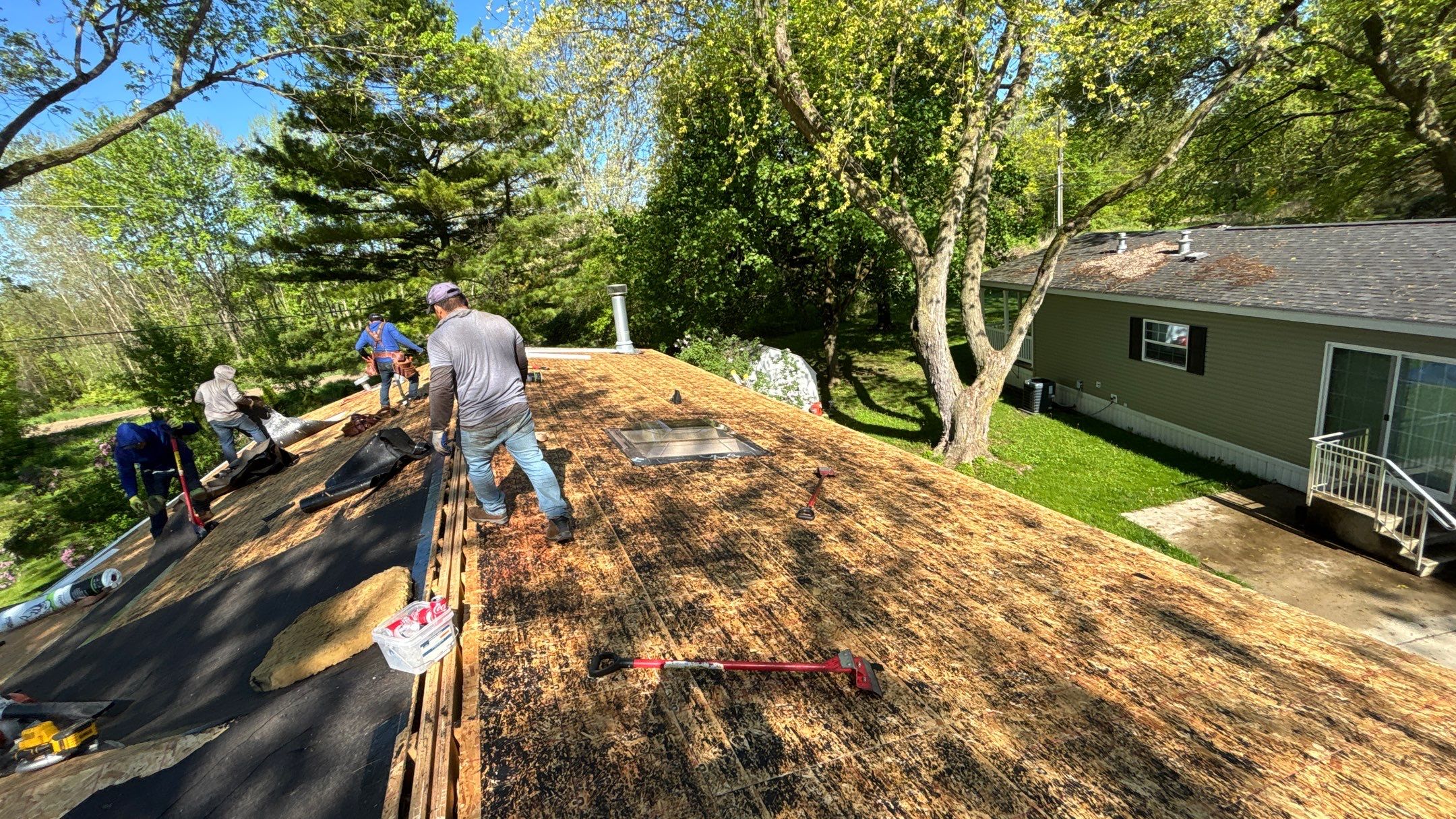 Roof Replacement using Owens Corning Brownwood by 180 Contractors