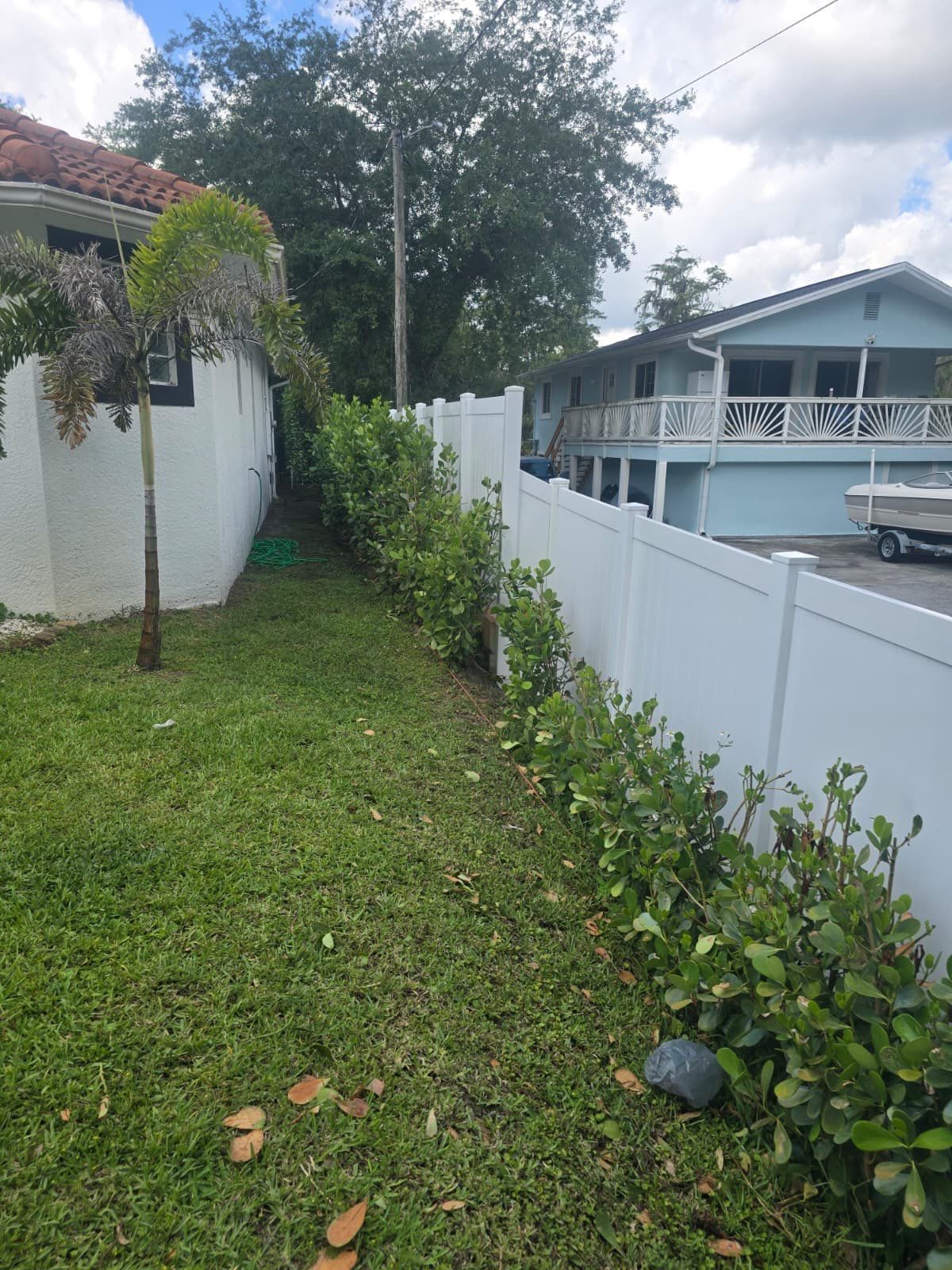 Vinyl Fence and Estate Gate in Naples by True Fence LLC