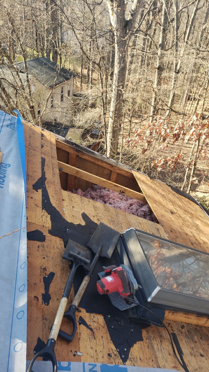 Vienna: Certainteed Landmark Pro Designer Shingles in Max Def Driftwood by RM Banning, Inc.