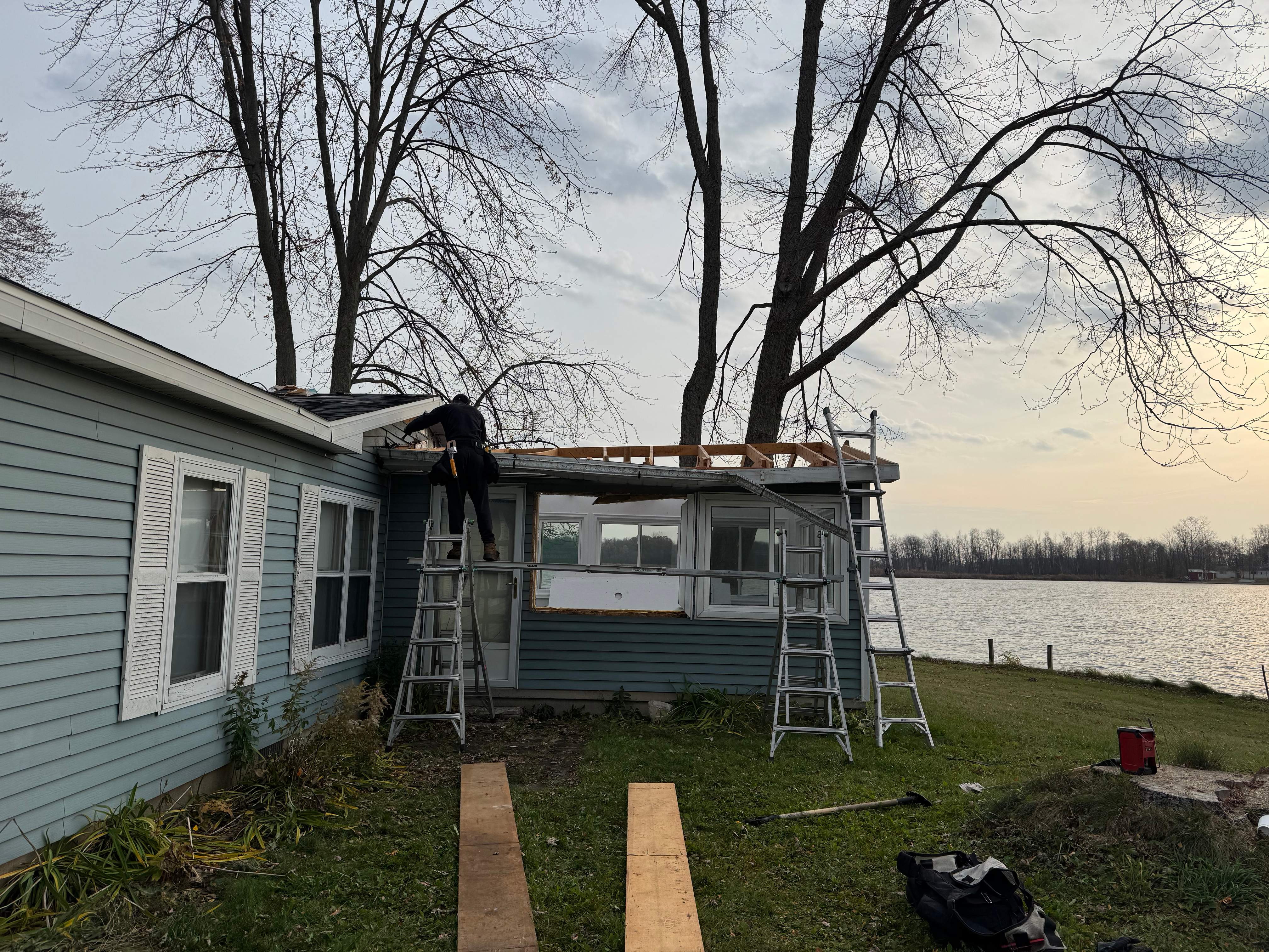 Roof Replacement using Certainteed by GRACCO