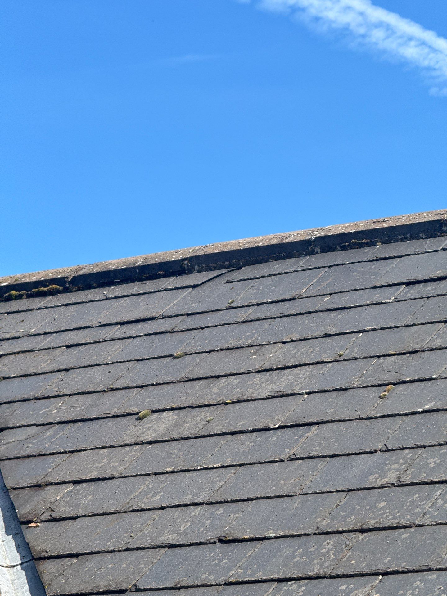 Render and Roof clean using Softwash Equipment by Ges Exterior Cleaning ltd