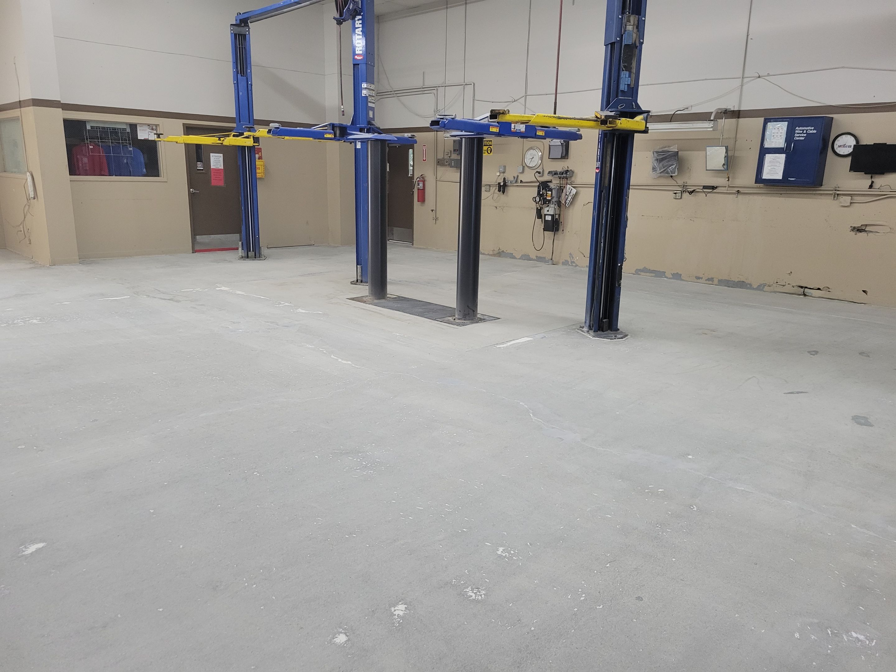 Commercial Floor Transformation using Penntek Shop Floor System by Croc Coatings, LLC