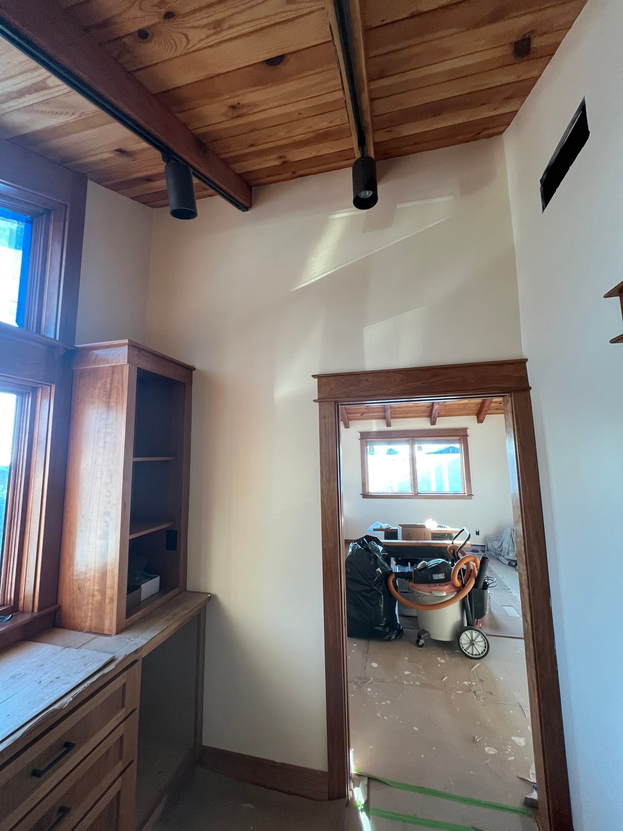 Custom interior painting and decorating by Herrera’s Bay Area Painting inc.
