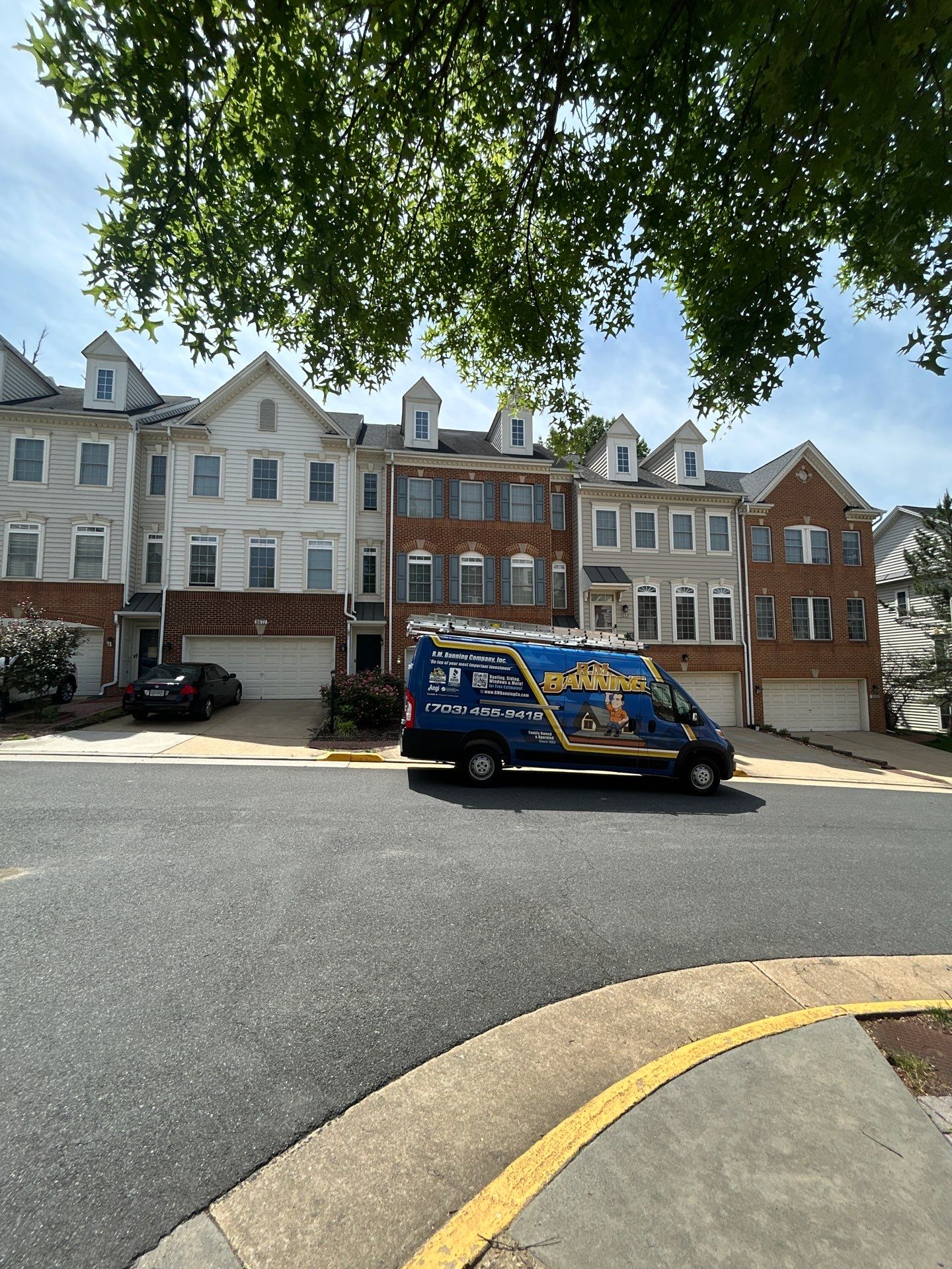 Lorton: Residential Roof Replacement with CertainTeed Landmark in Colonial Slate by RM Banning, Inc.