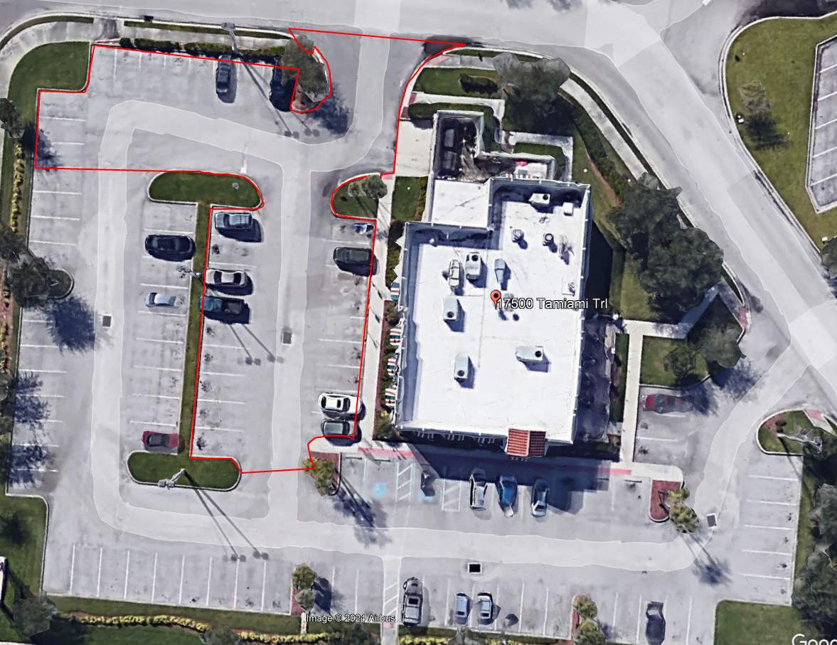 Smart Maintenance, Lasting Appeal: Parking Lot Upgrade at Applebee’s by Everline Coatings & Services - Southwest FL