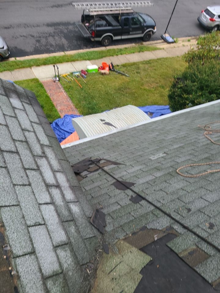 Arlington: CertainTeed Landmark Architectural Shingle in Georgetown Gray by RM Banning, Inc.