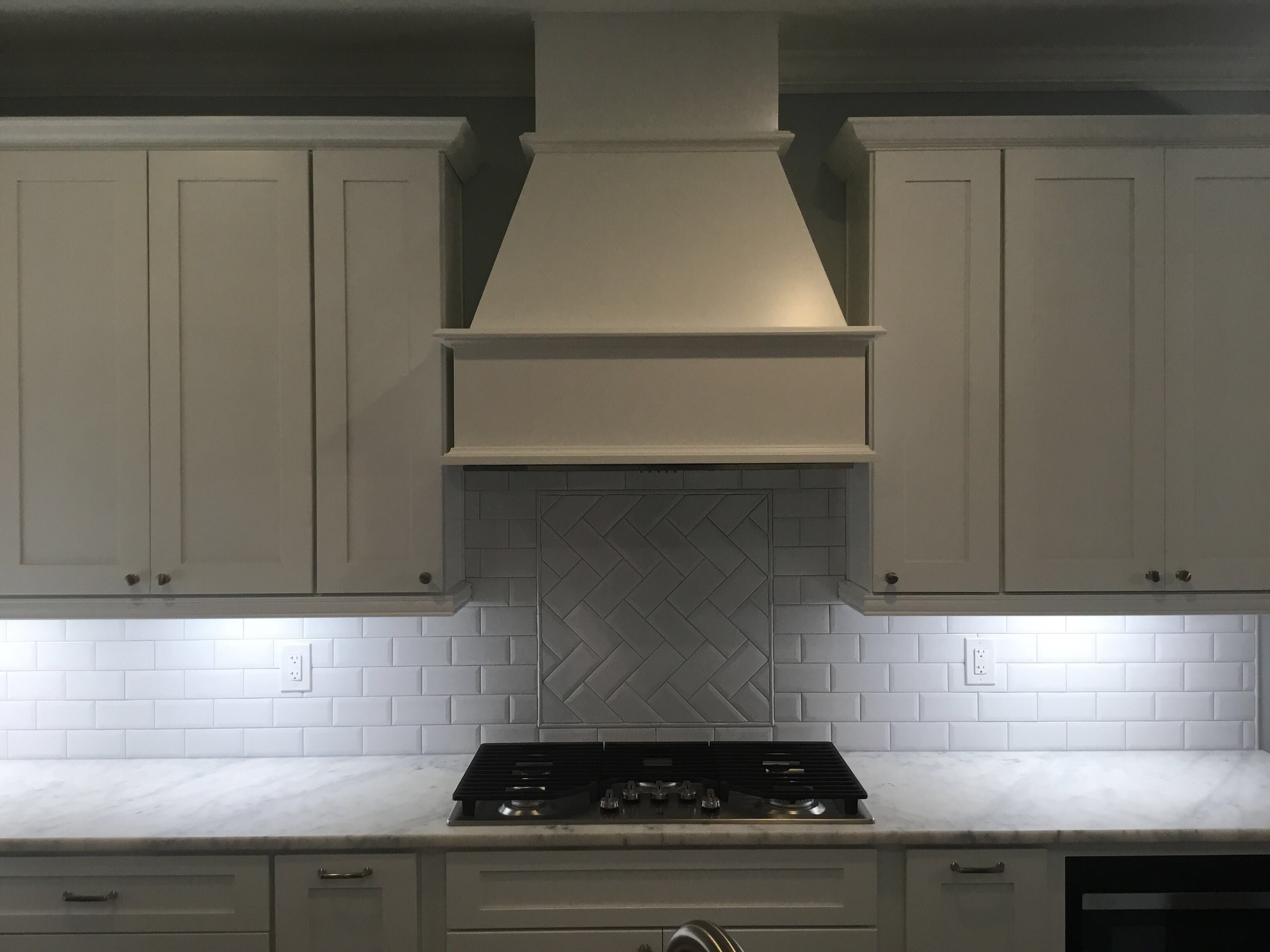 Smyrna Kitchen Renovation Featuring Custom Cabinetry and Oak Flooring by Swift Home Renovations