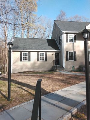Roofing in Ridgefield;  astonishing asphalt shingles!