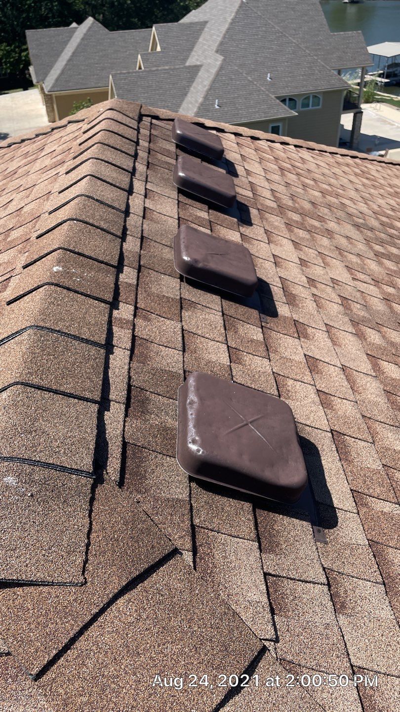 Residential Roofing Installation using DaVinci Bellaforte Shake in Black Oak by Eaton Roofing 