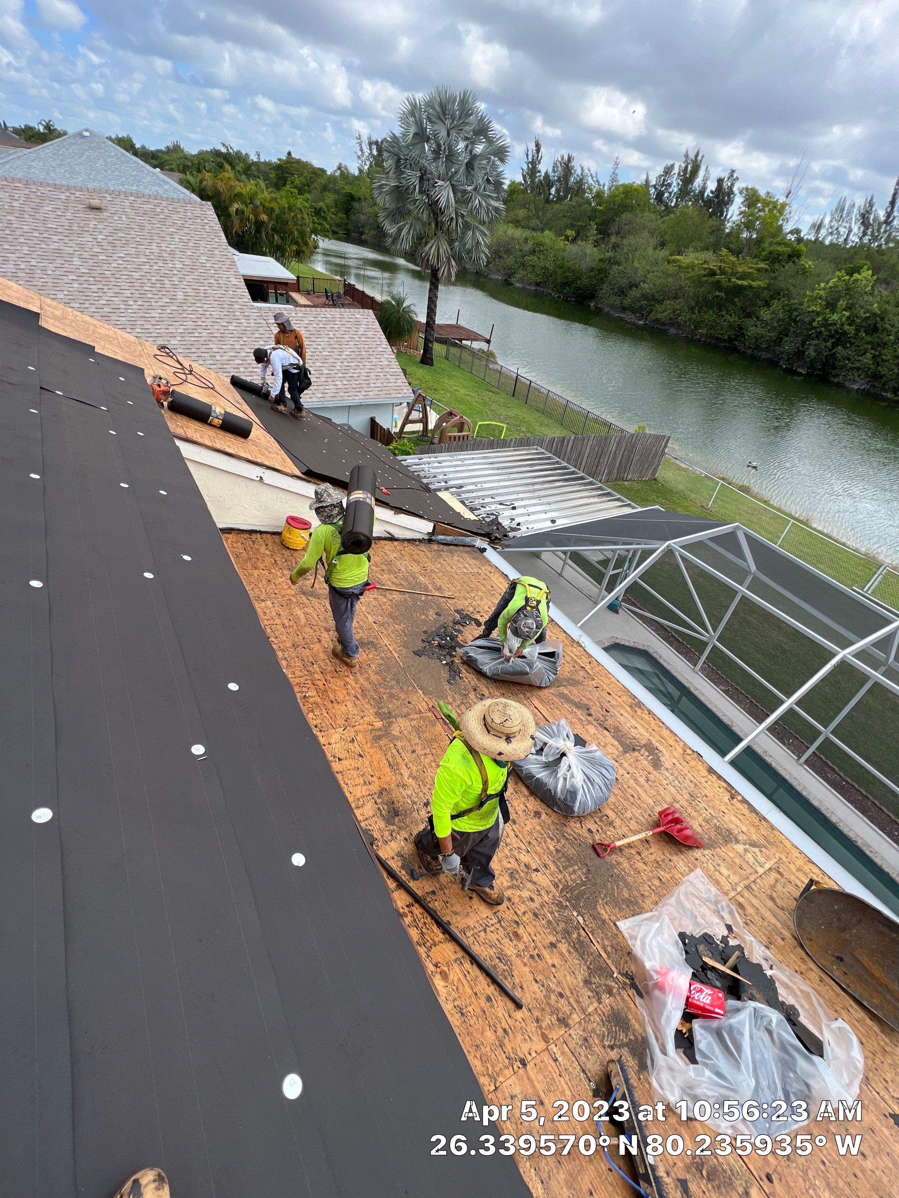 Shingle Roof Replacement in Boca Raton – Hassle-Free, Fast, and Professional Service by Aastro Roofing