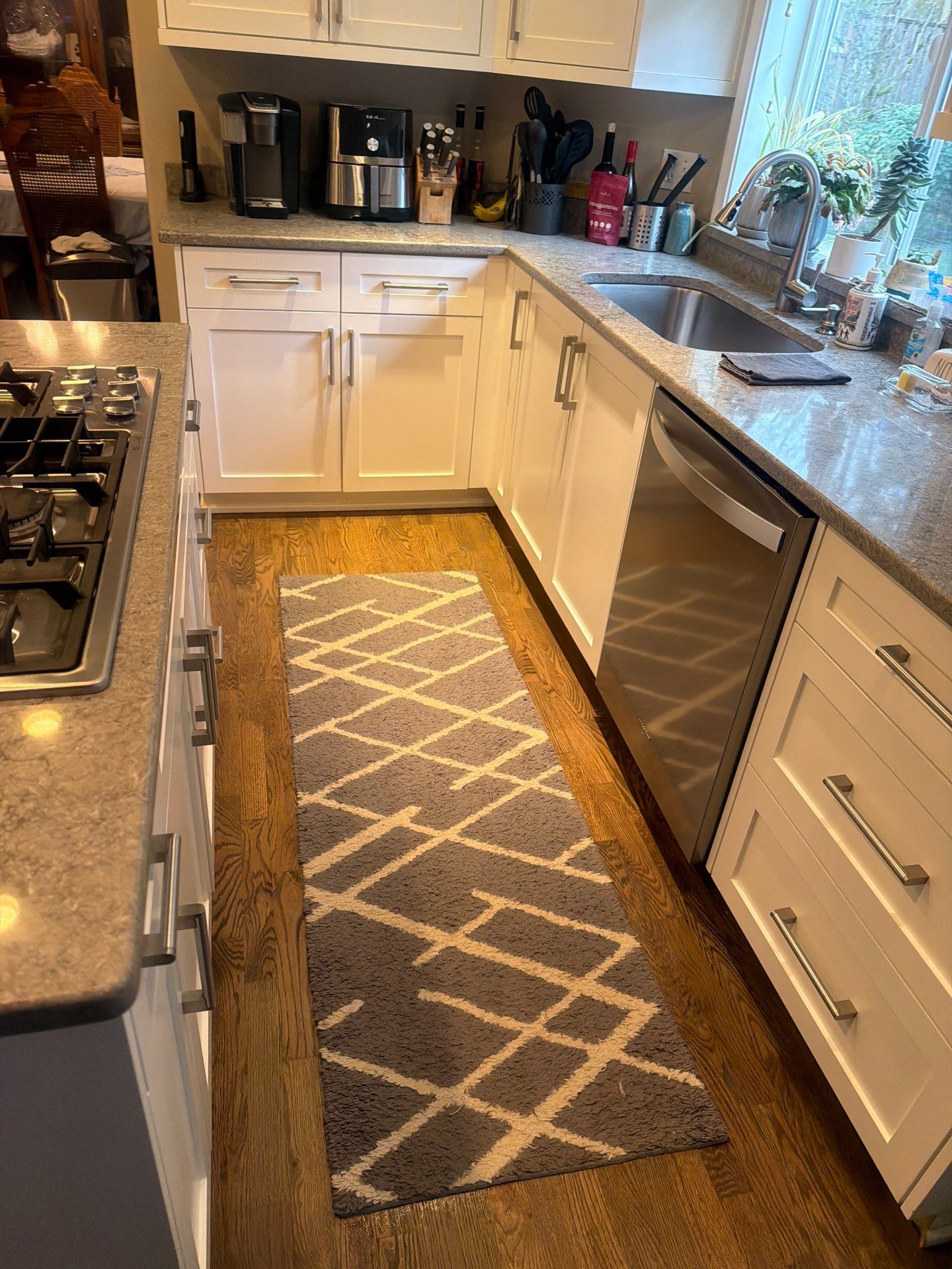 House cleaner Project in Tigard by Cloud 9 Professional Cleaning Services