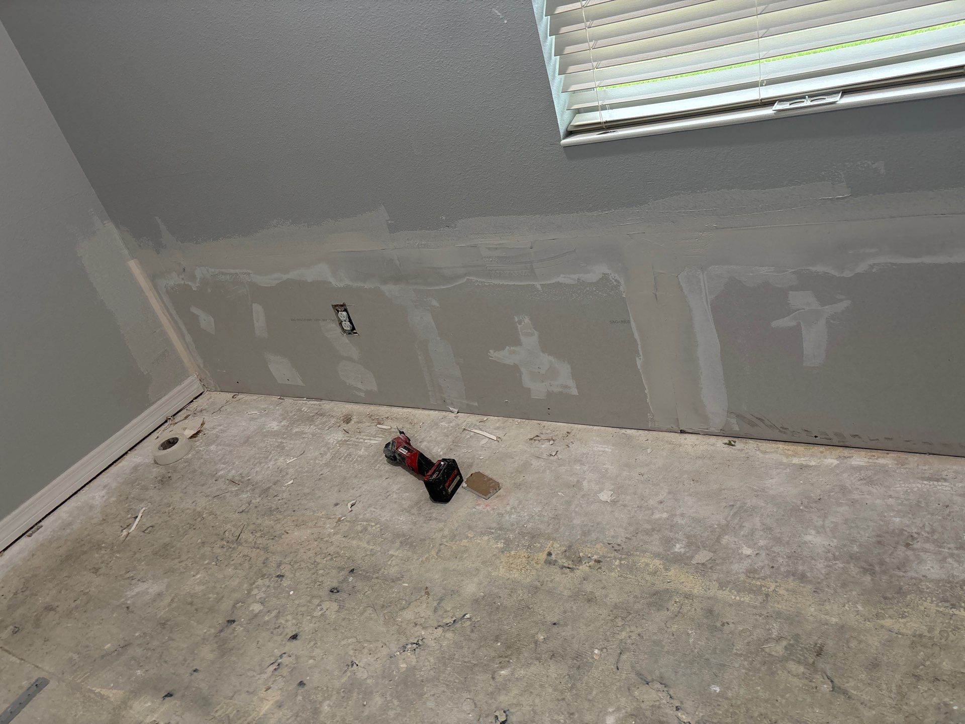 Mold Removal And Remediation In Parrish by Ampm Restoration Services