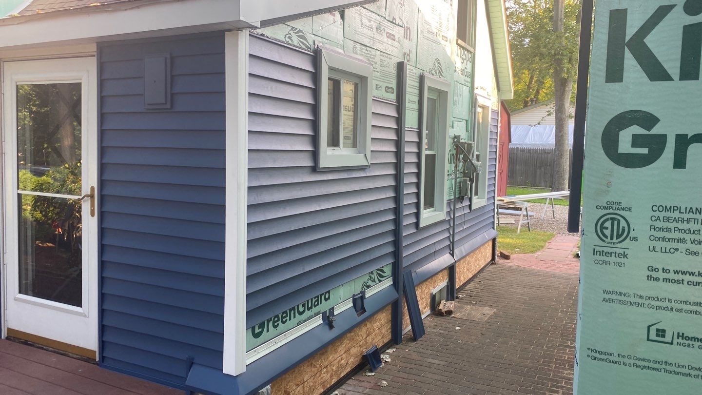 Siding Replacement using Certainteed Restoration Classic D4 by 180 Contractors