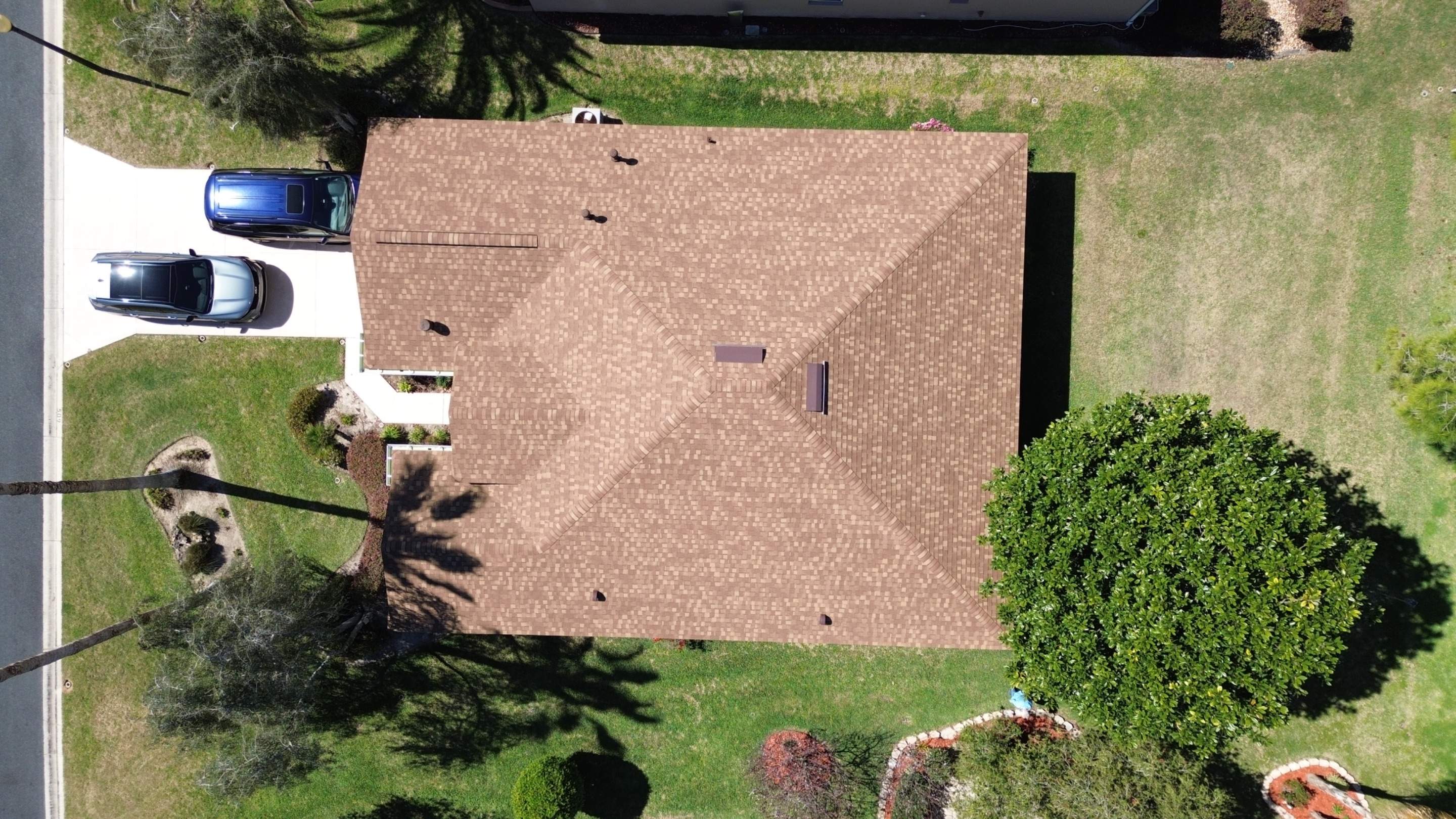 Shingle reroof in Ocala FL by Gold Key Roofing