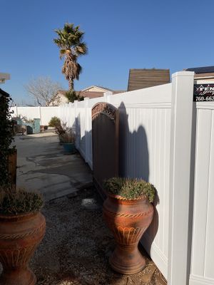 Fence installation using vinyl