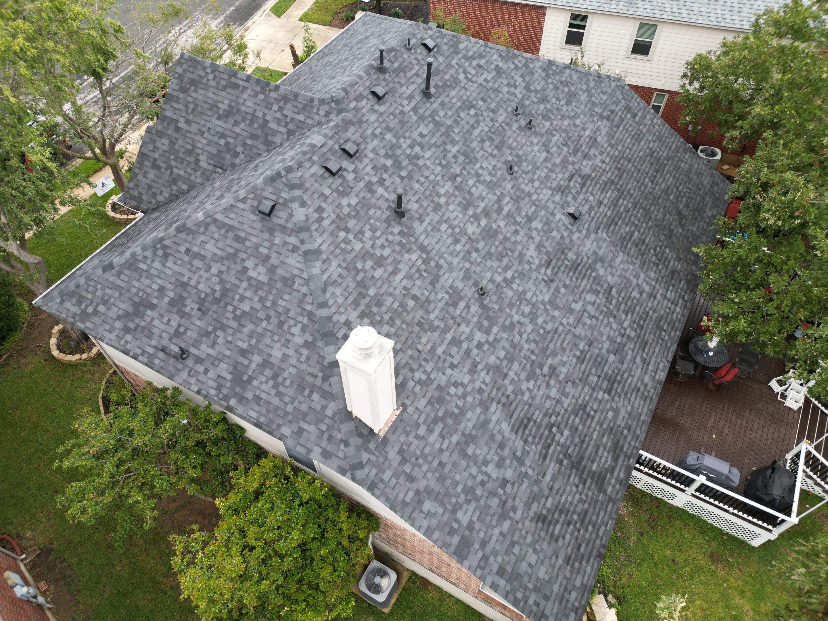 Brilliant Black - Malarkey Vista by RoofsOnly.com