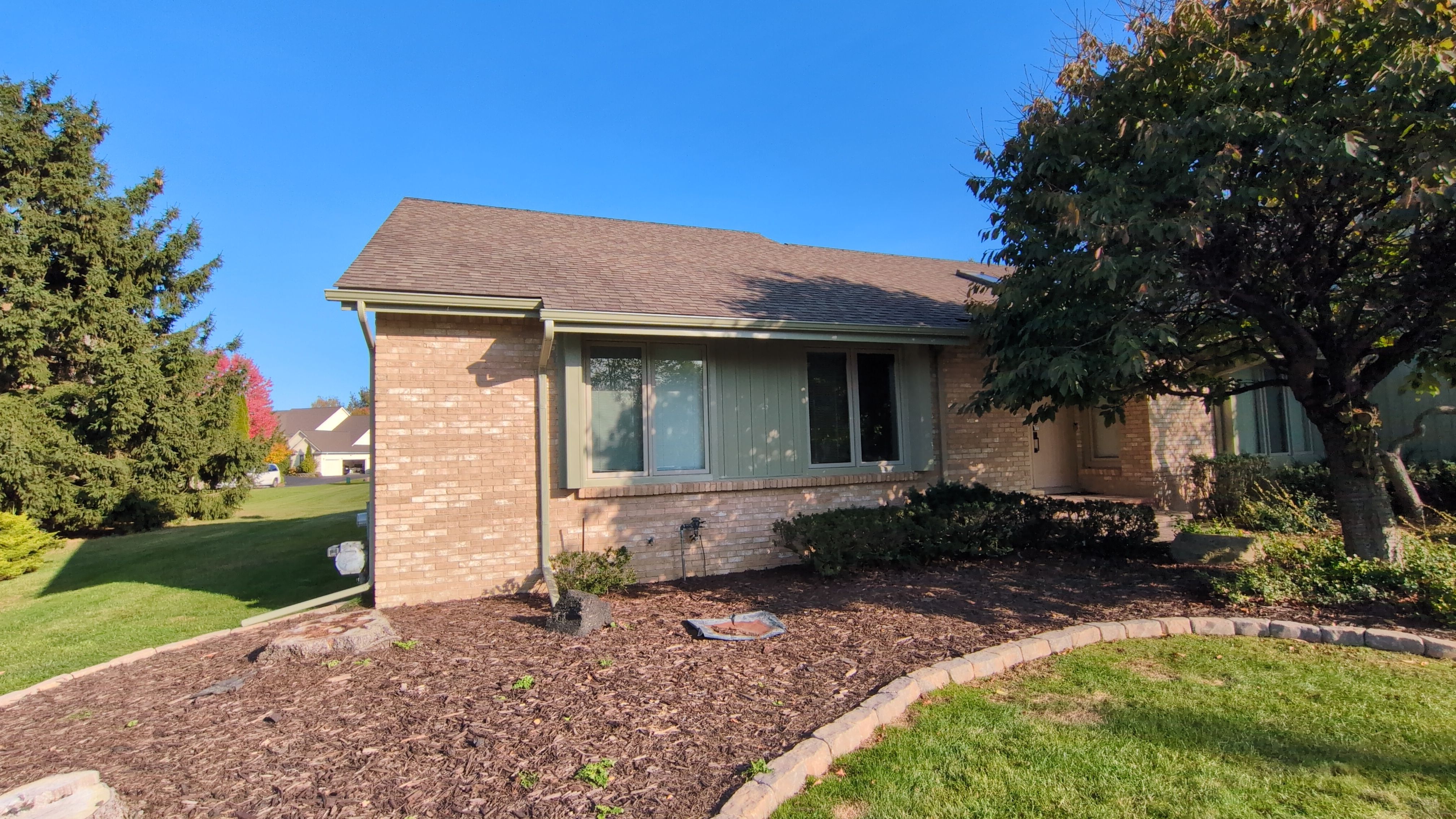 Siding Replacement using Alside 7" B&B by 180 Contractors