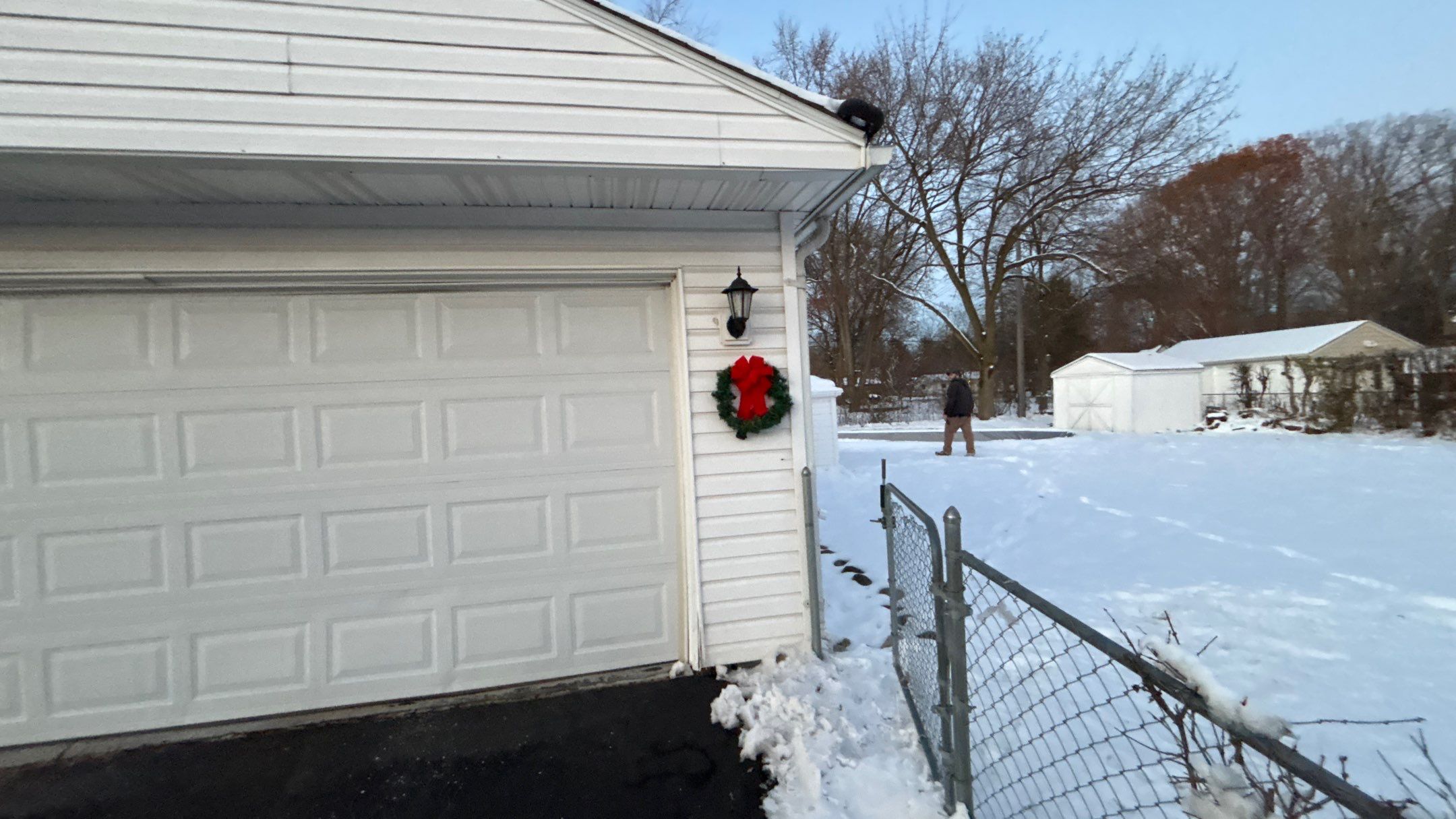 Roof Replacement using Owens Corning Onyx Black by 180 Contractors