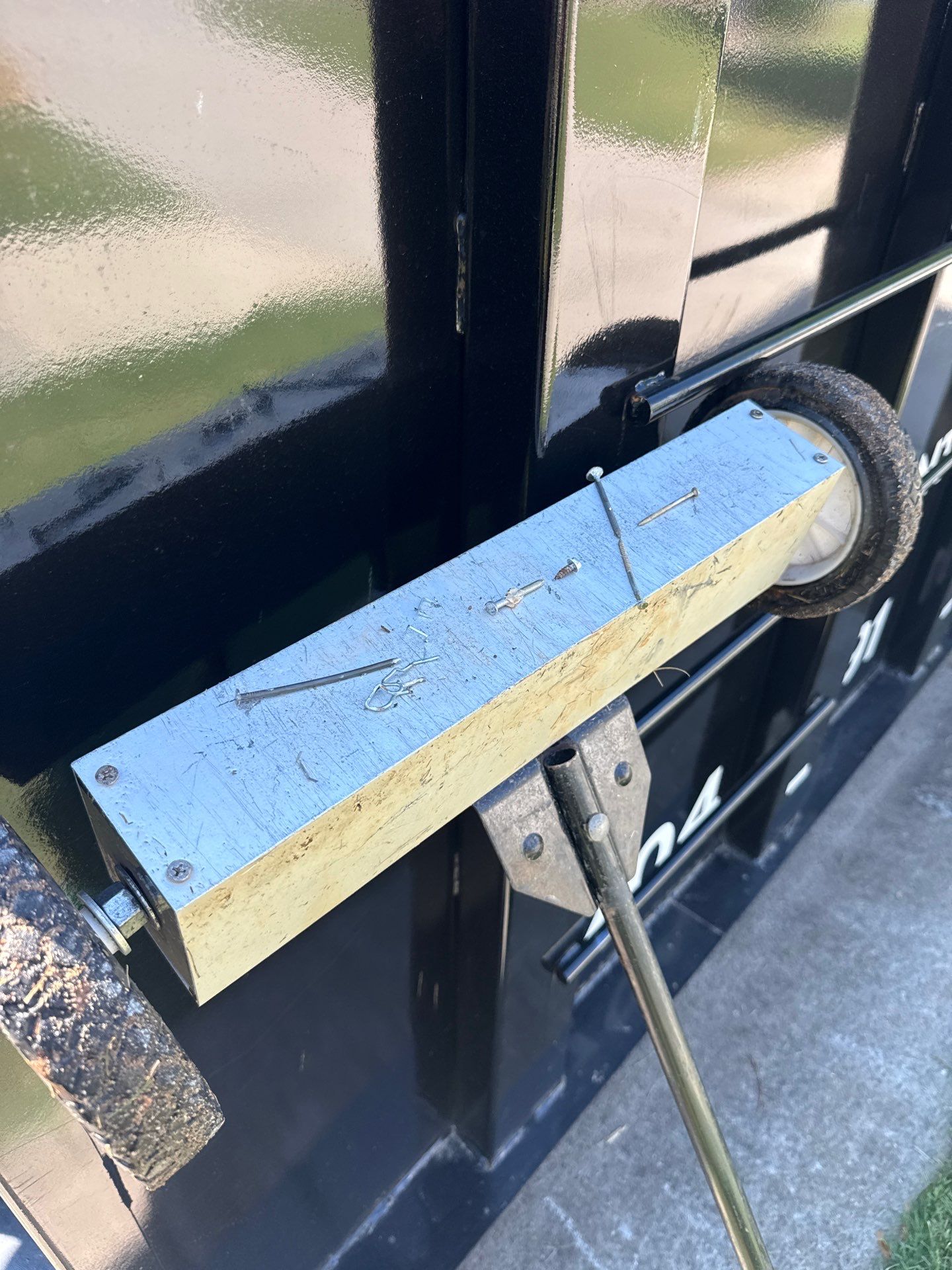 KB Home Improvement by Badger Hauling