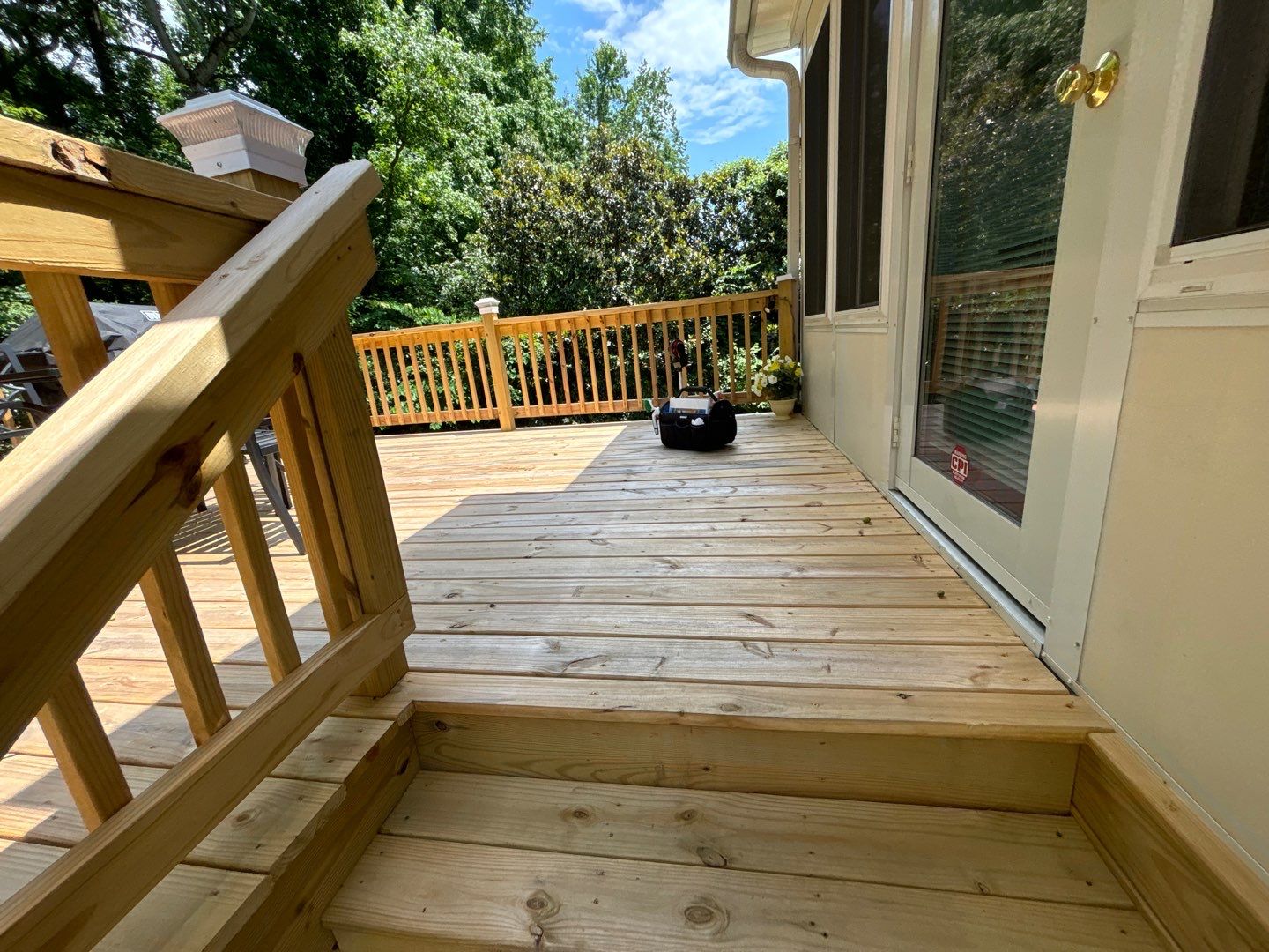 Wood Deck using Wood Sealant by DuraSeal