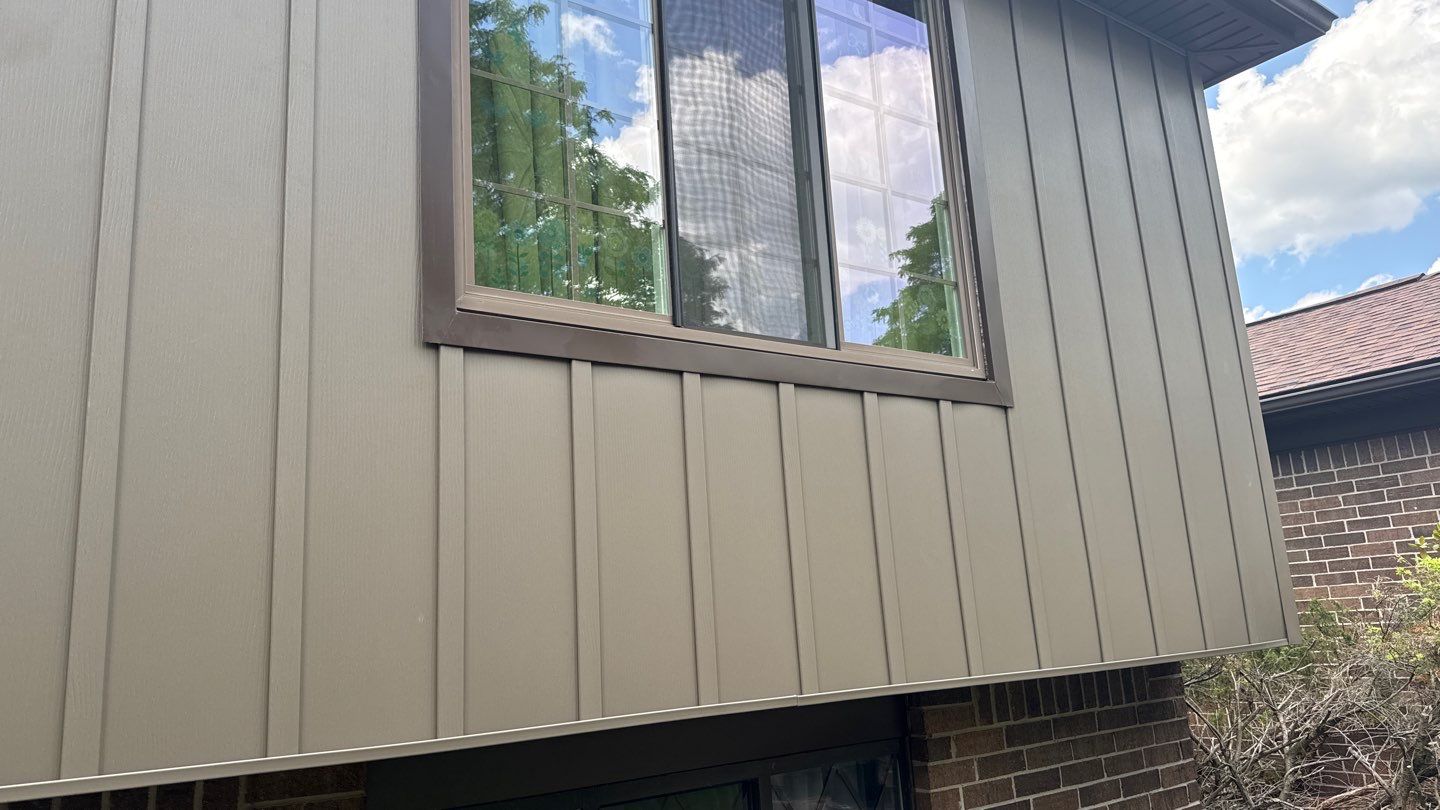 Siding Installation using Ascend 7" Composite Flagship Brown by 180 Contractors
