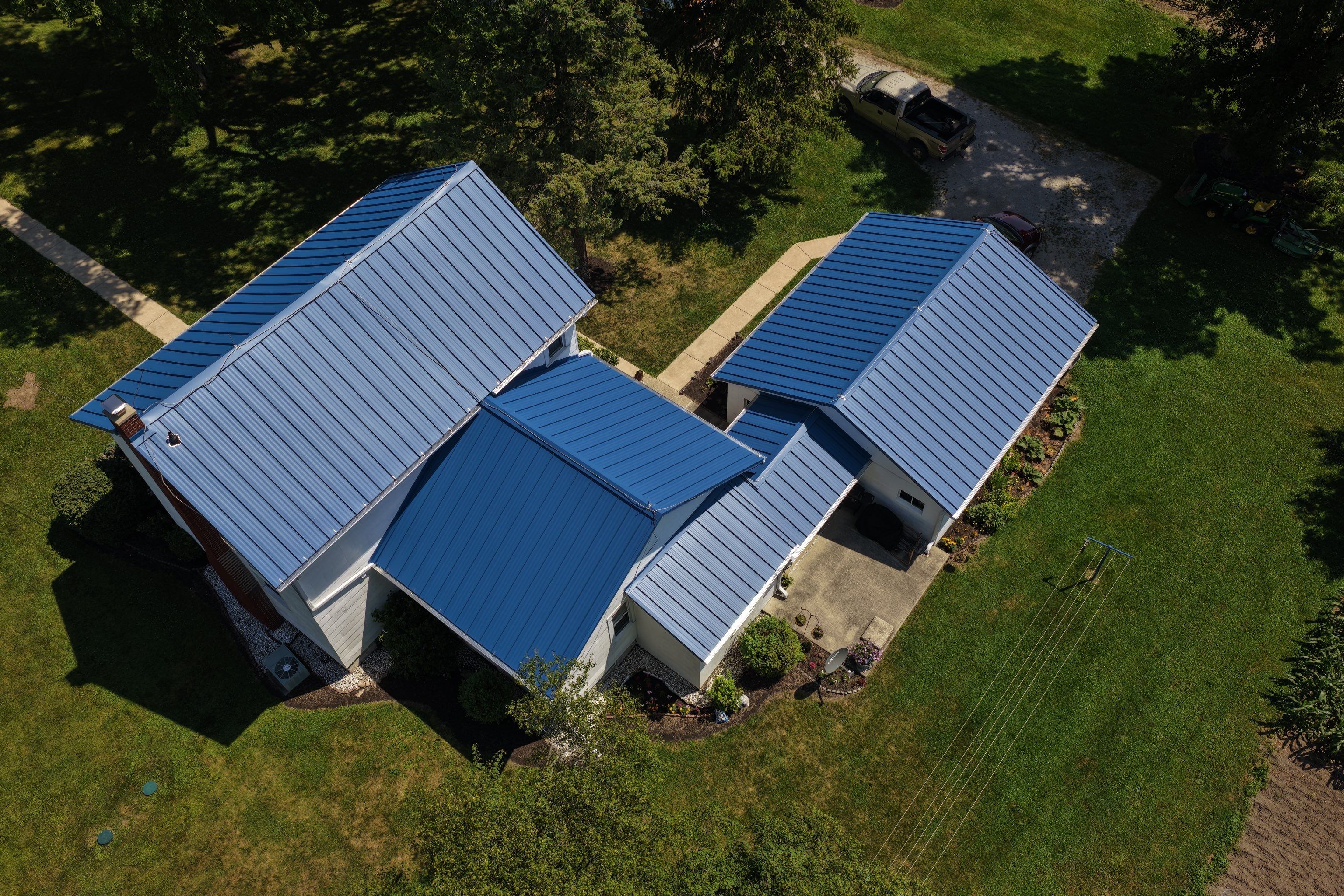 Standing Seam in Cardington, OH by Know-A-Guy Roofing & Exteriors 