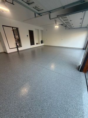 Polyaspartic Garage Floor Coating with Vinyl Flakes in Hayden