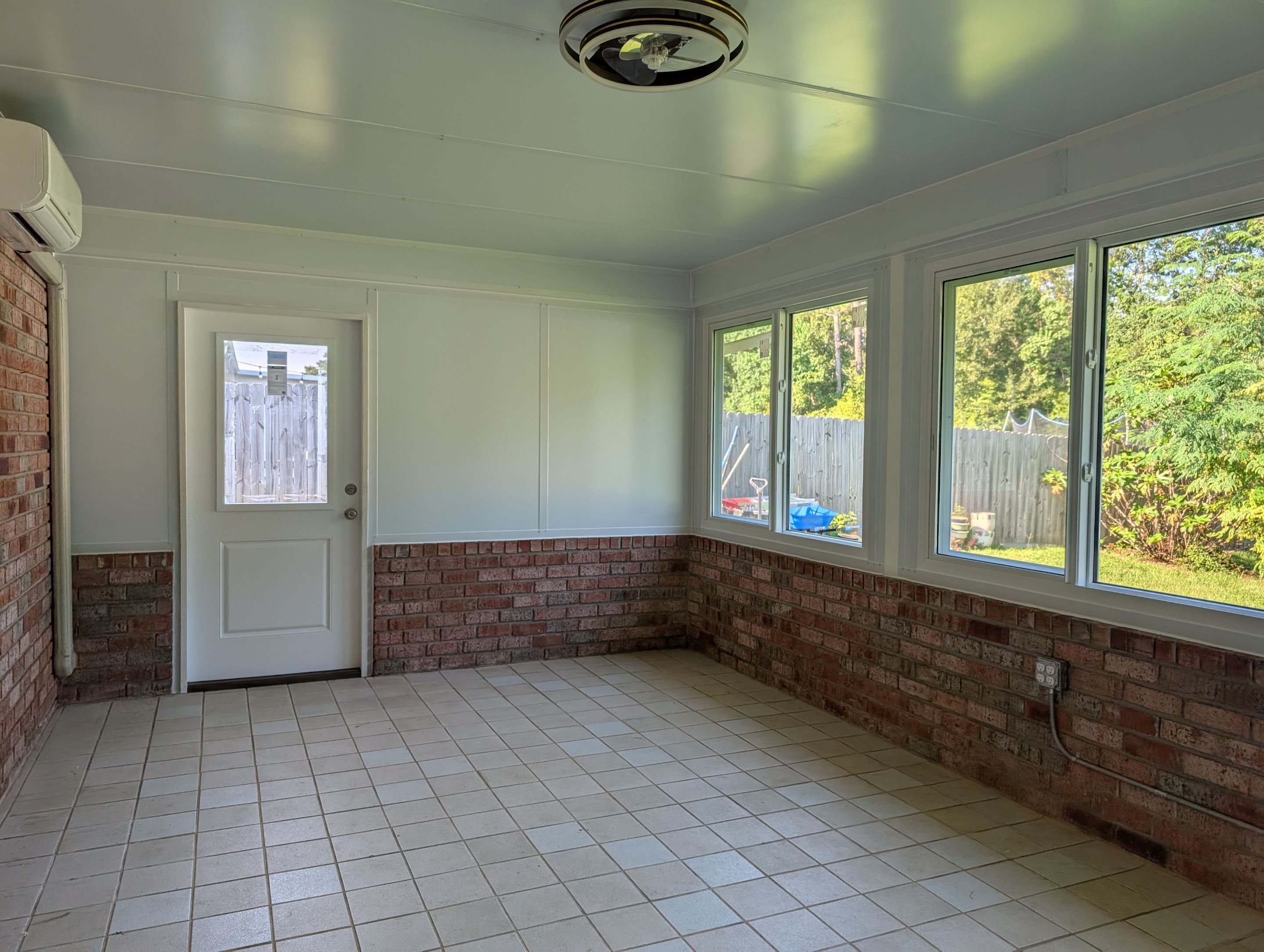 Glass Under in Pensacola by Titan Sunrooms