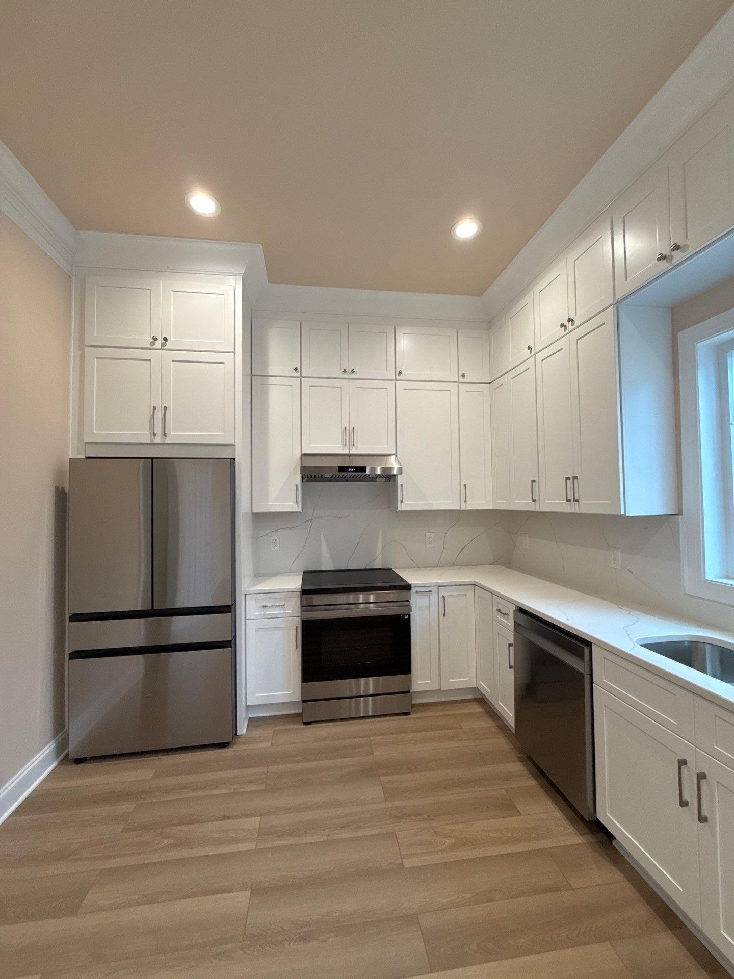 Home addition  with a bedroom ,kitchen , family room  by Jesus Master Handyman LLC 