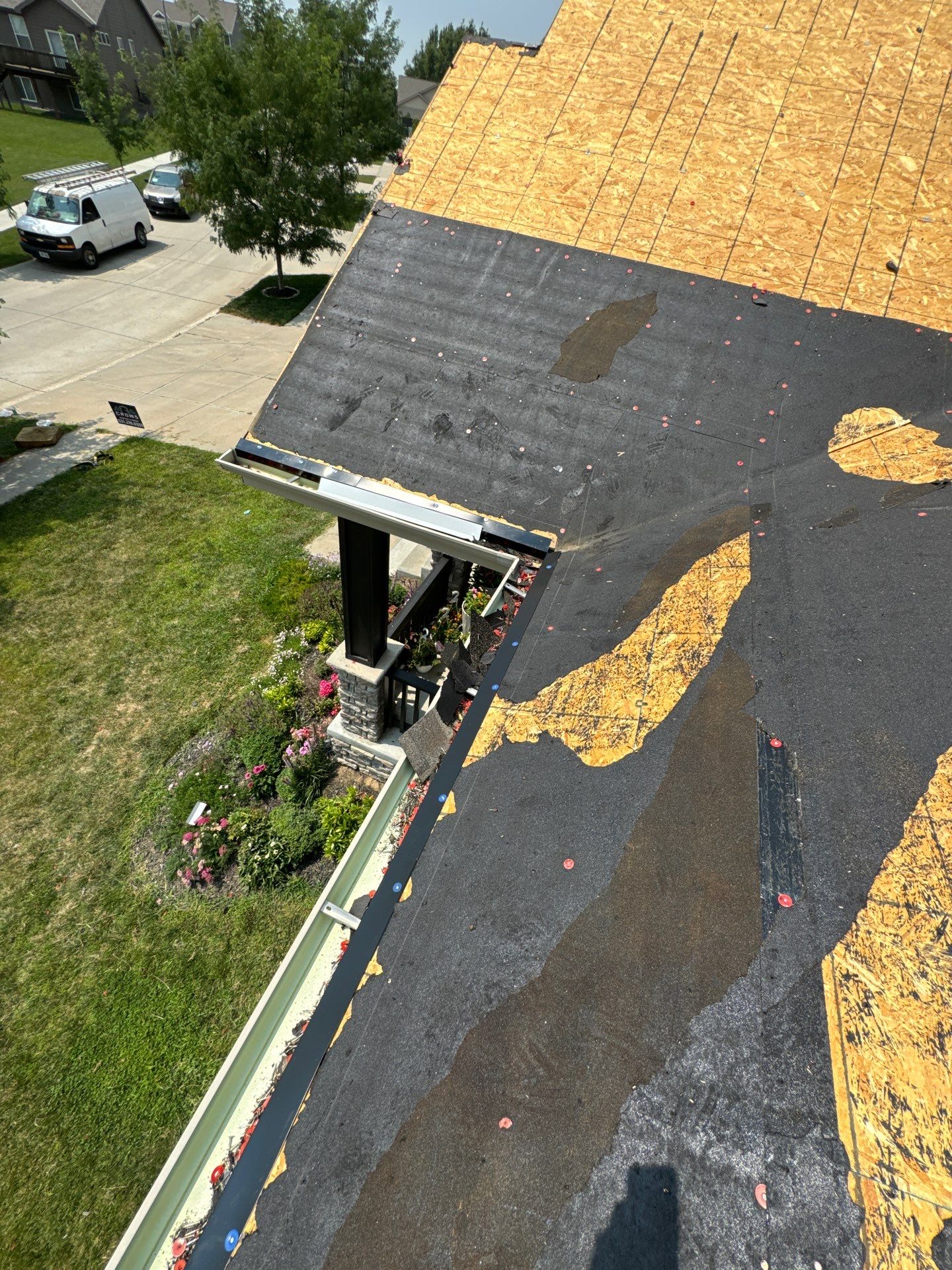 Roof Replacement with Open Metal Valleys in Bennington, NE by Crows Roofing LLC