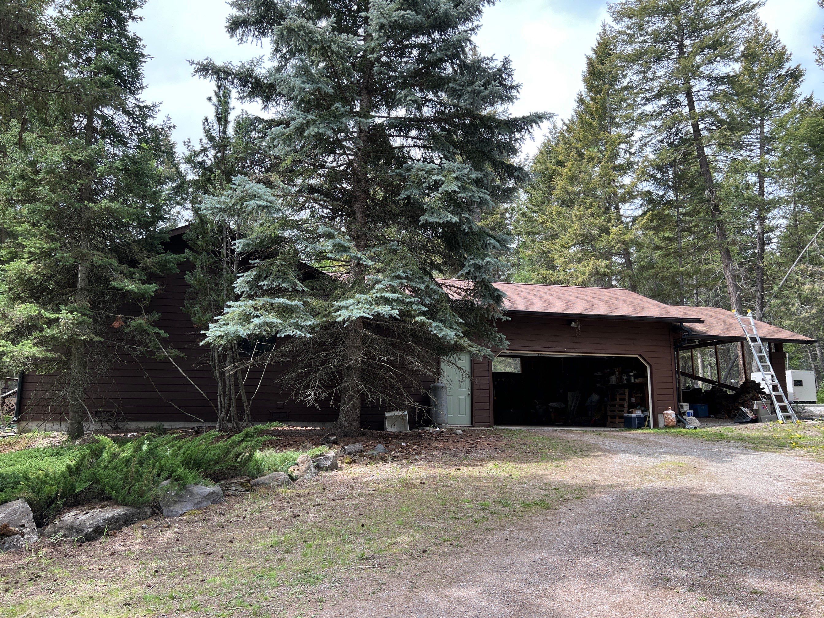 GAF Timberline HDZ - Hunter Green by Montana Roofing Solutions