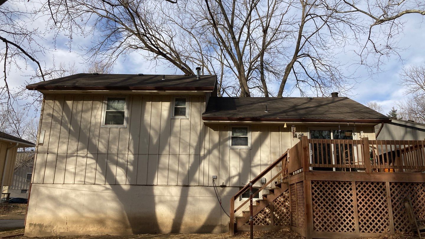 Siding Installation and Roof install with OC Oakridge by EEC  Windows, Siding & Roofing 