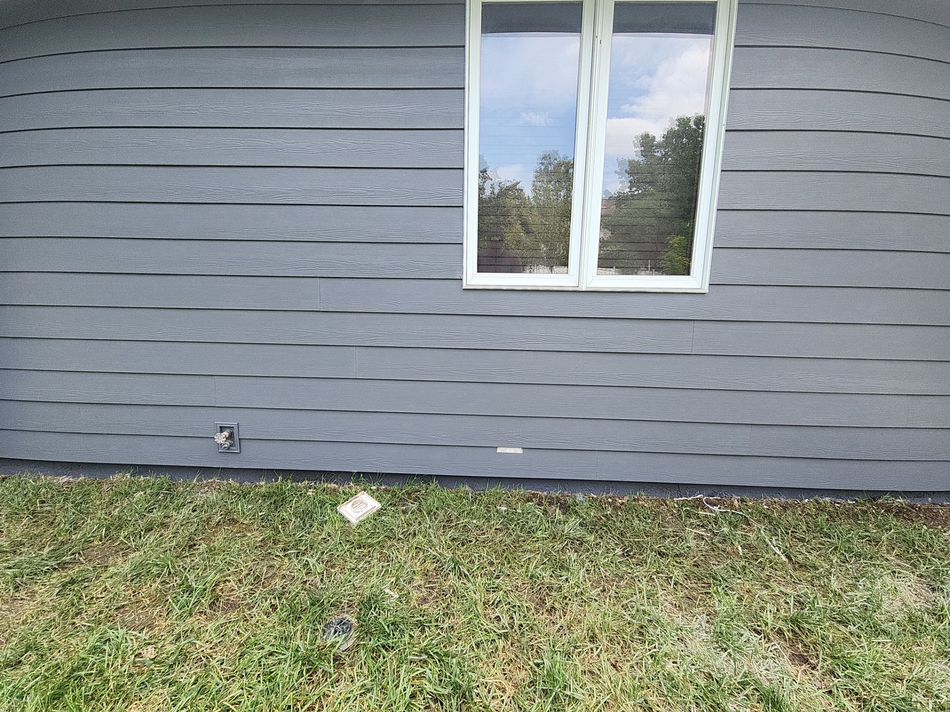 James Hardie siding in Overland park  by EEC  Windows, Siding & Roofing 
