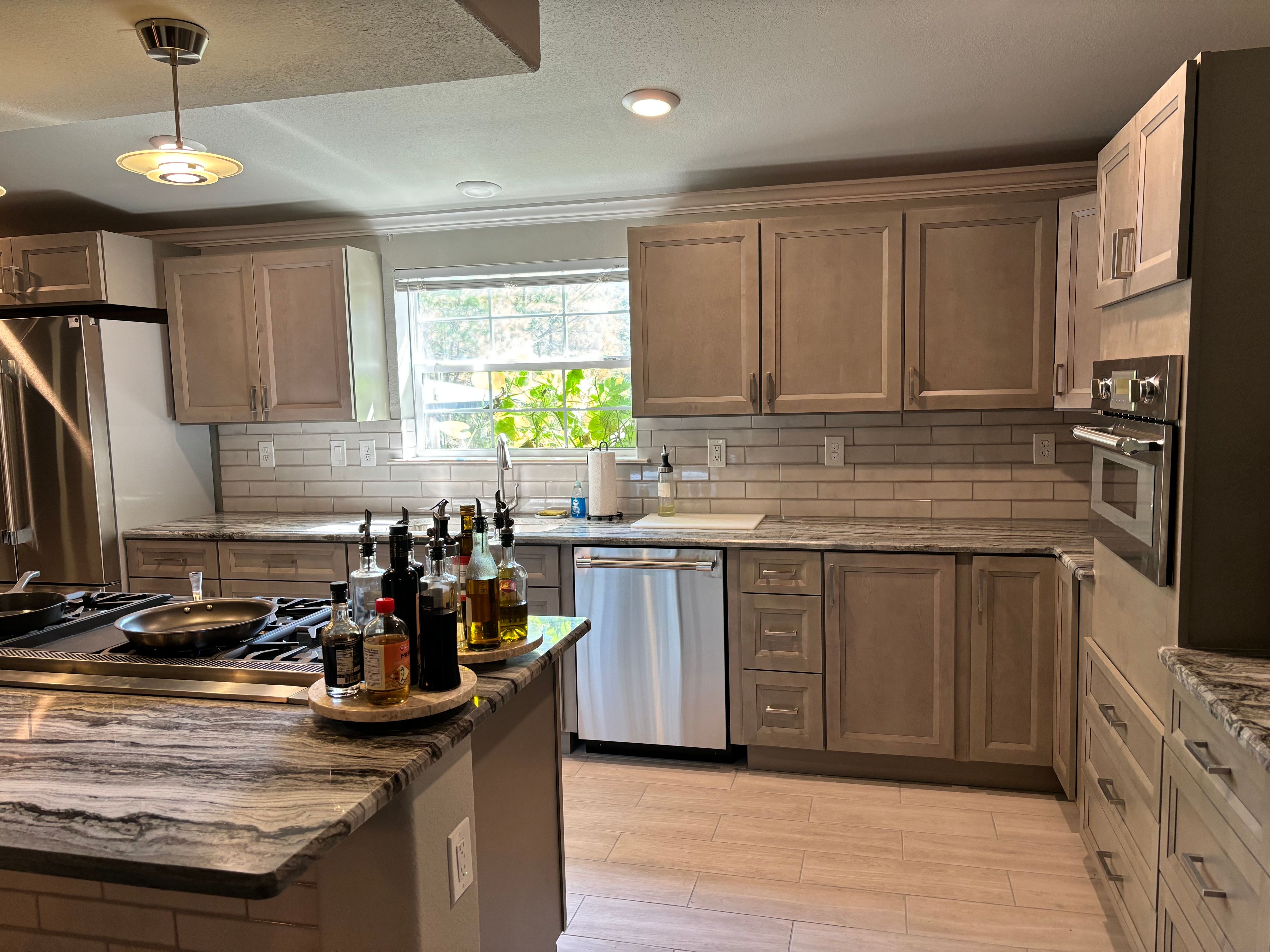 Remodeled Kitchen  by CWS home remodel 