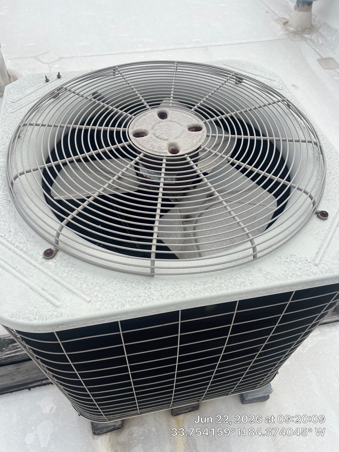 Rooftop HVAC System Maintenance and Diagnostic Testing in Atlanta by Veasey Mechanical Services