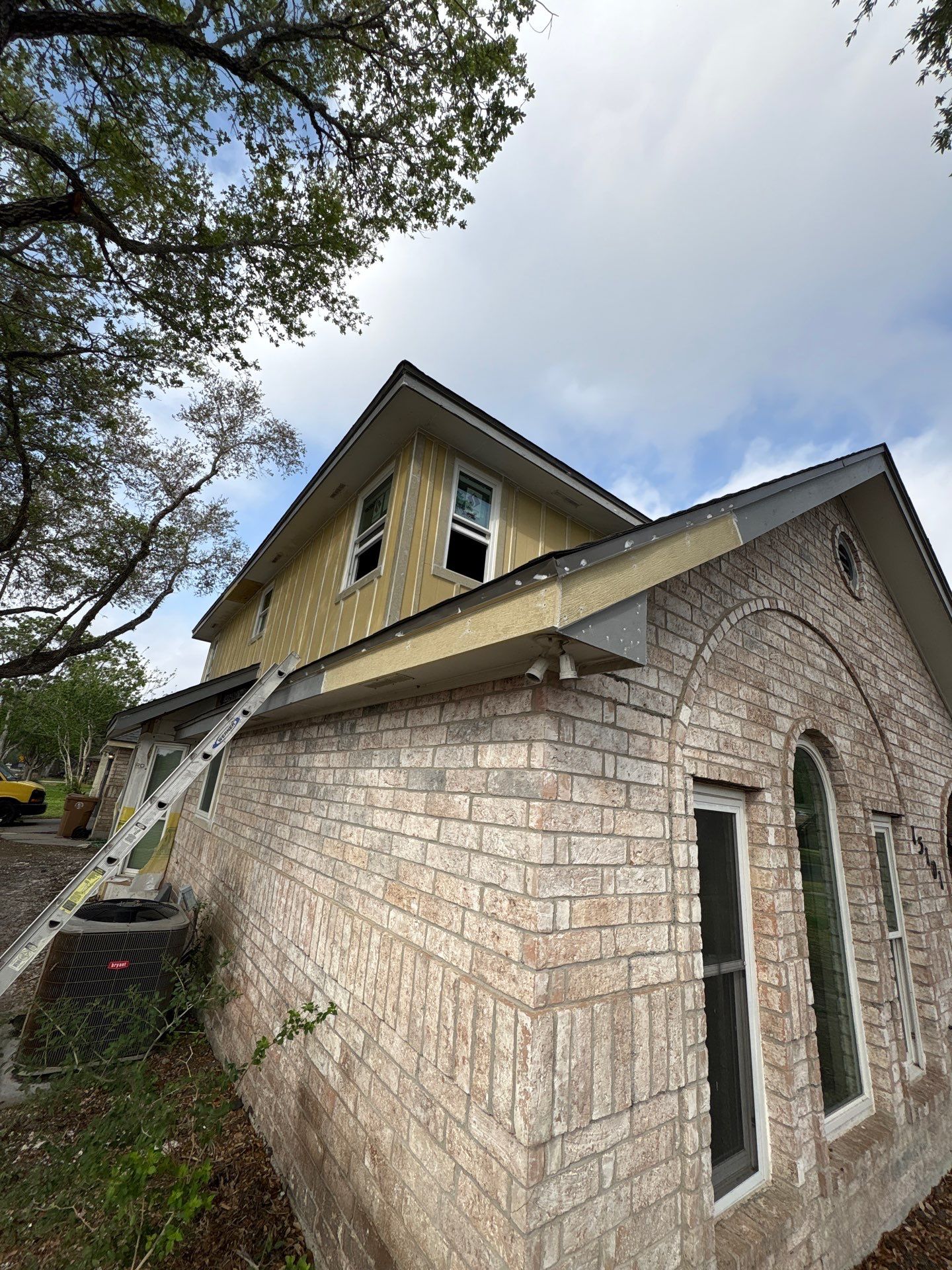Run down on River Drive by Bayfront Roofing and Construction