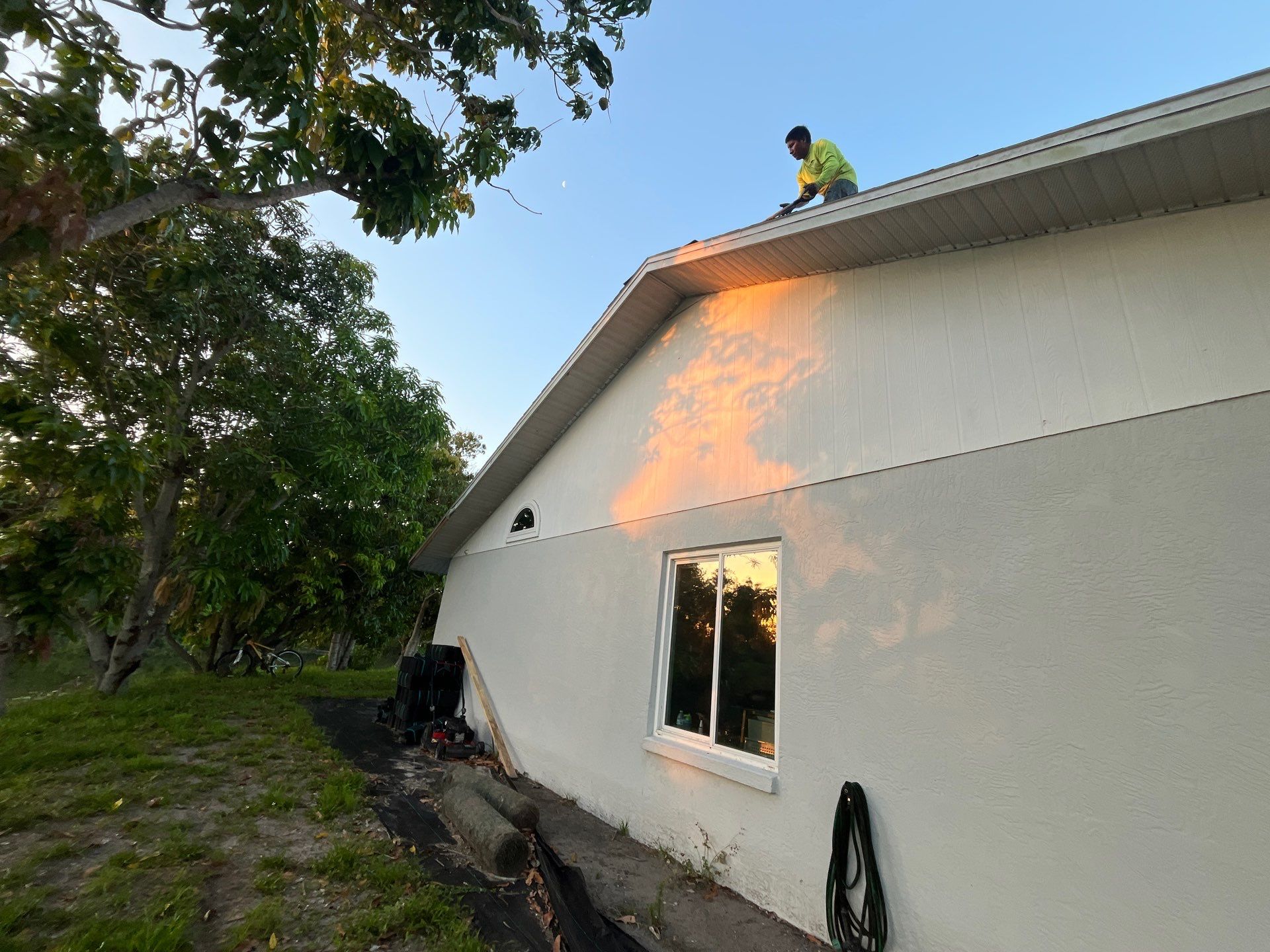 Project in St. Petersburg 33709 by Mitchell Roofing Company LLC 
