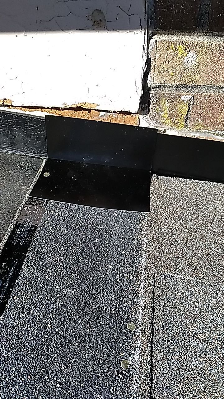 Residential Roofing Installation using Owens Corning Oakridge- Williamsburg Gray by Indigo State Roofing