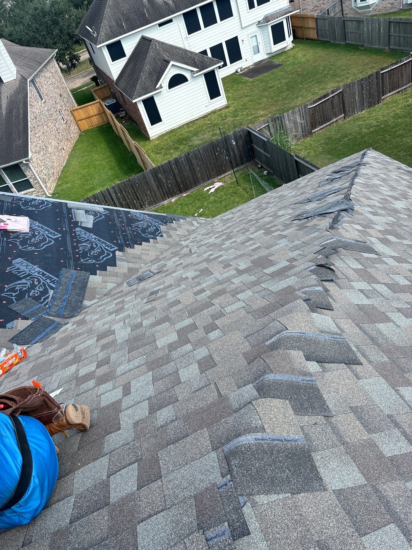 Residential Roofing Installation using Owen's Corning Duration (Lifetime) Shingles by Roof Repair Company
