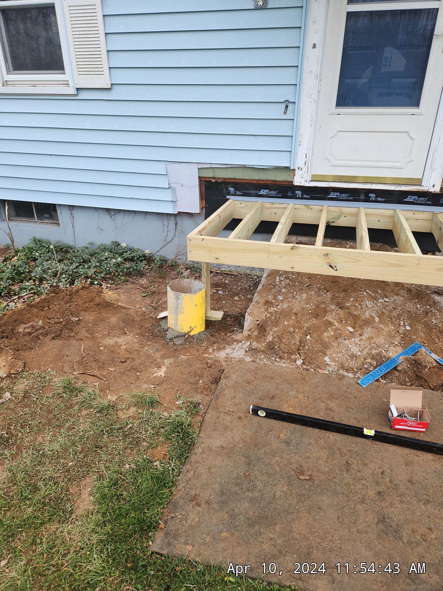 Siding Installation using Royal Building Products Carbon by A Plus Exterior