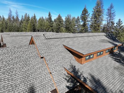 UHDZ Whitefish Hills - Weathered Wood