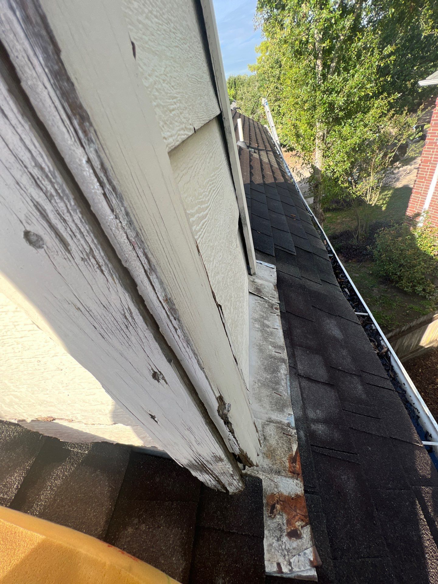 Residential Roofing Installation using Owen's Corning Duration (Lifetime) Shingles by Roof Repair Company