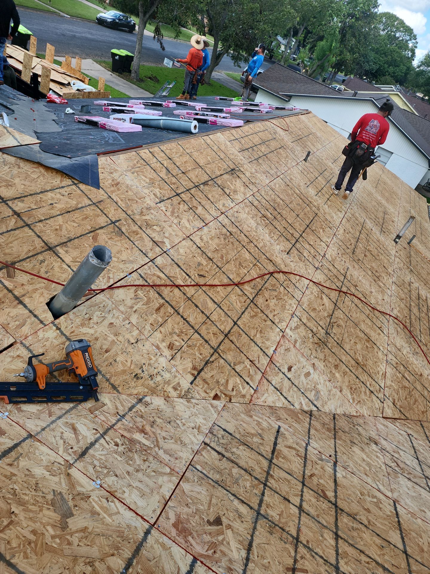 Residential Roofing Installation using Owen's Corning Duration (Lifetime) Shingles by Roof Repair Company