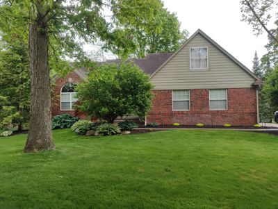 Roof Replacement using CertainTeed Landmark Max Def Shenandoah