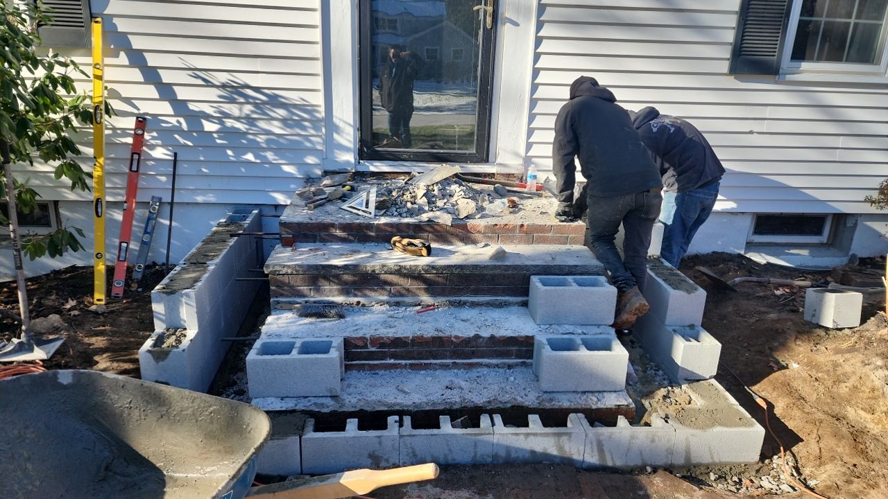 Exterior renovation in Wayland MA by UBrothers Construction